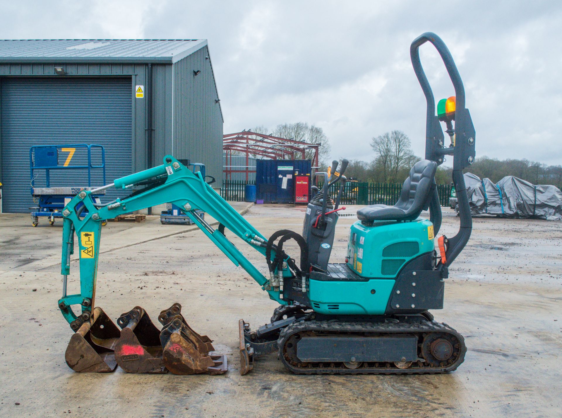 Kobelco SK08 0.8 tonne rubber tracked micro excavator Year: 2018 S/N: PT07-04045 Recorded Hours: 454 - Image 8 of 19