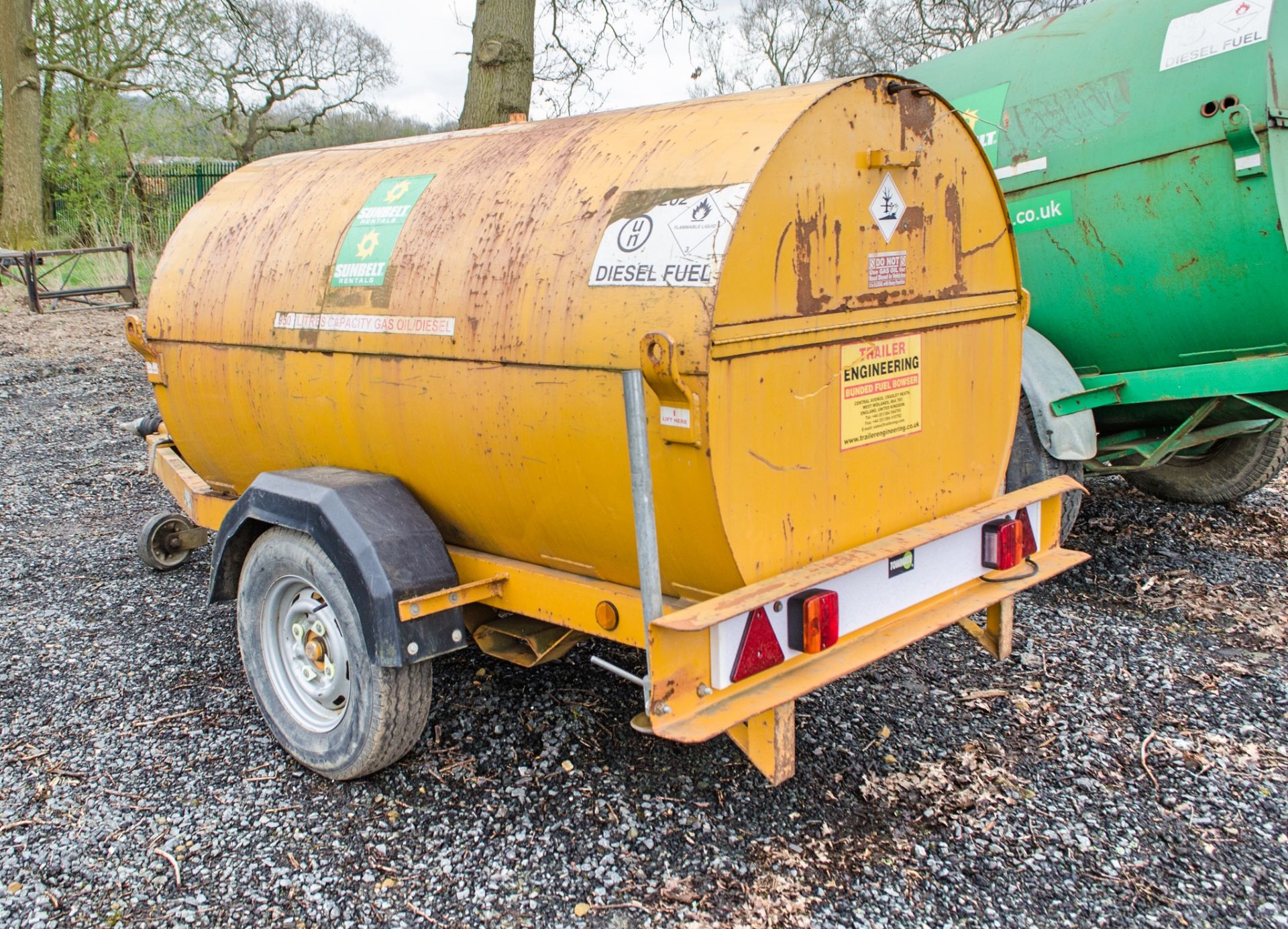 Trailer Engineering 950 litre fast tow bunded fuel bowser c/w 12v electric pump, delivery hose & - Image 2 of 3