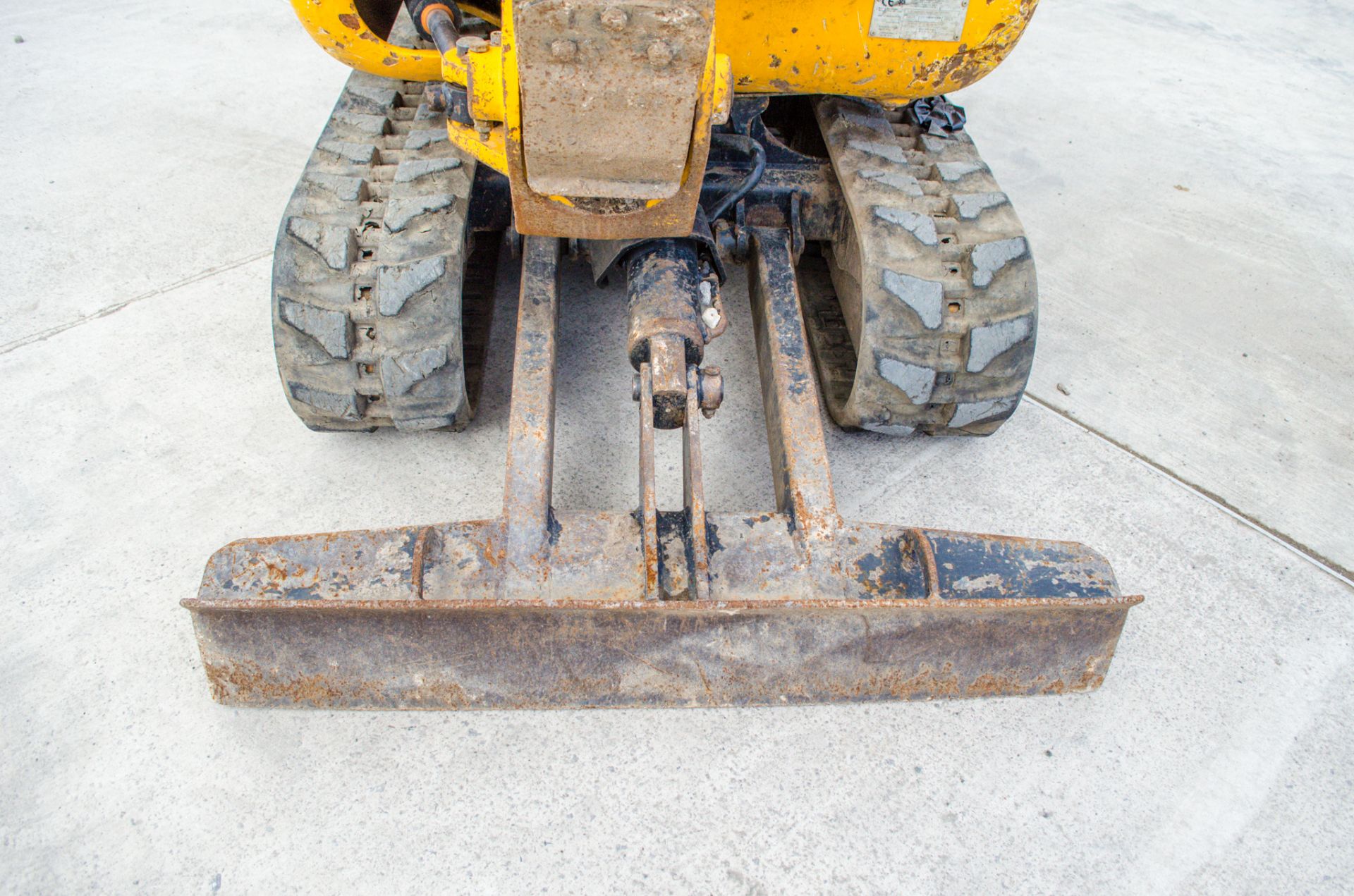 JCB 8014 CTS 1.4 tonne rubber tracked mini excavator Year: 2015 S/N: 70995 Recorded Hours: 1812 - Image 11 of 22