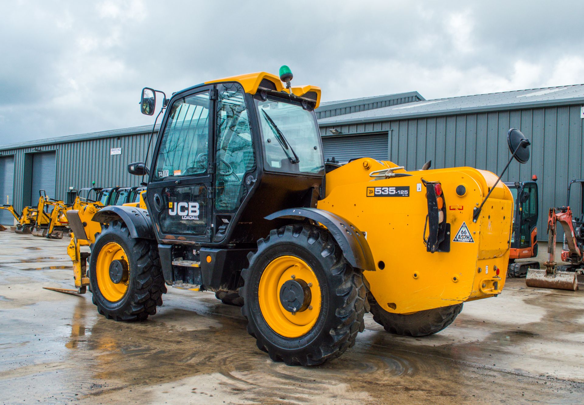 JCB 535-125 Hi - Viz 12.5 metre telescopic handler - Image 2 of 25