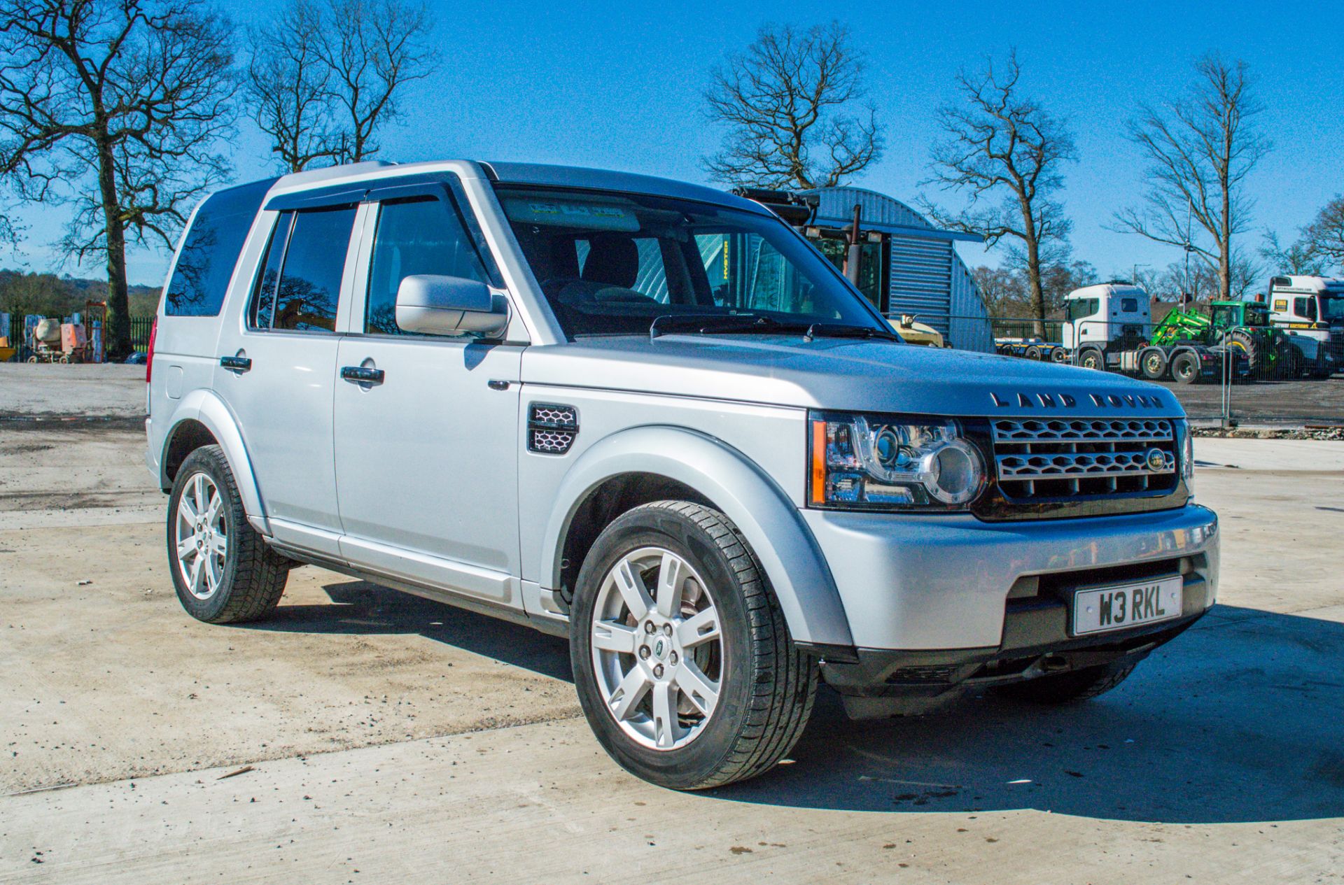 Land Rover Discovery 4 GS SDV6 3.0 diesel automatic estate car - Image 2 of 30