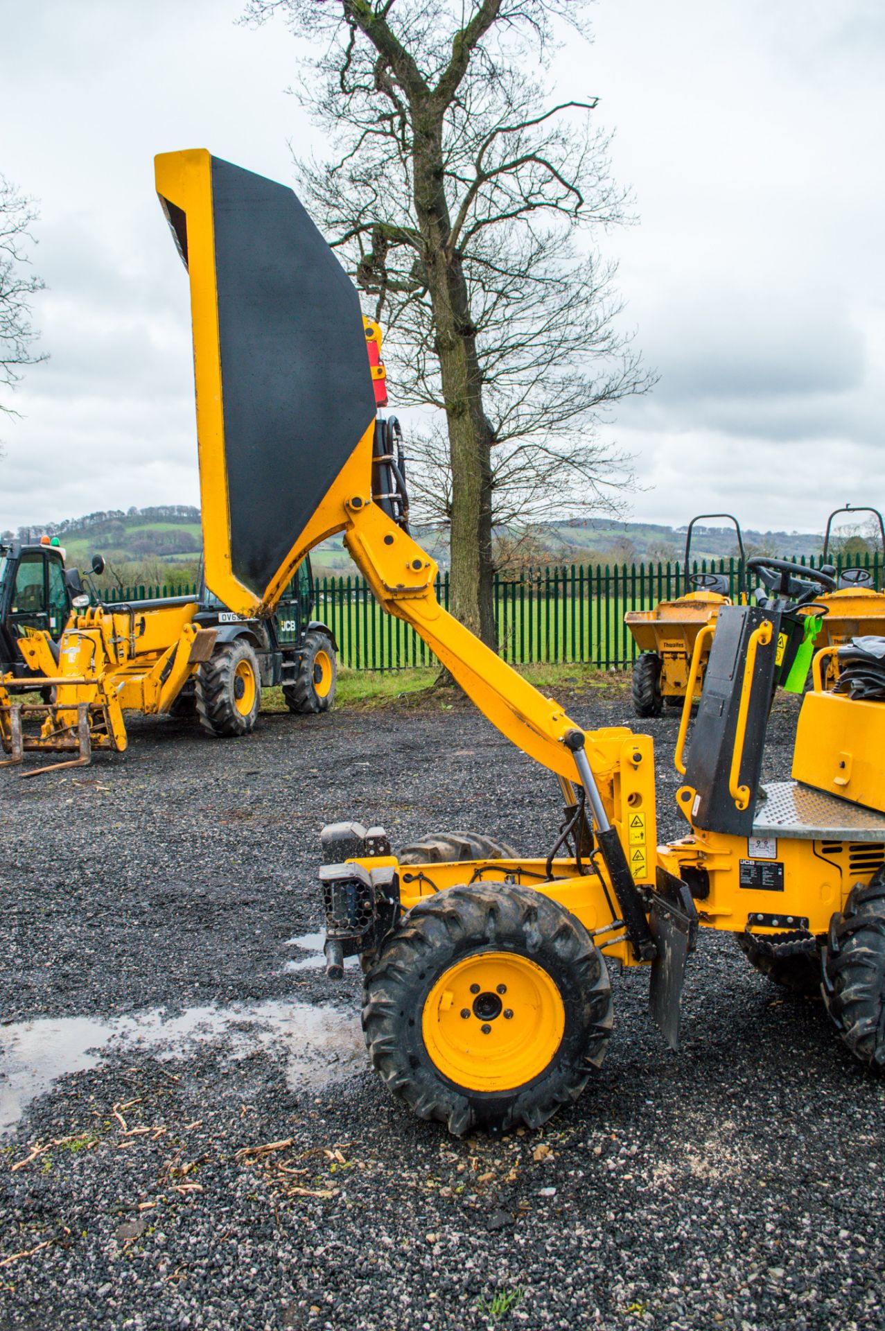 JCB 1T-2  1 tonne hi-tip dumper Year: 2019 S/N: 2915756 Recorded Hours: 368 - Image 14 of 20