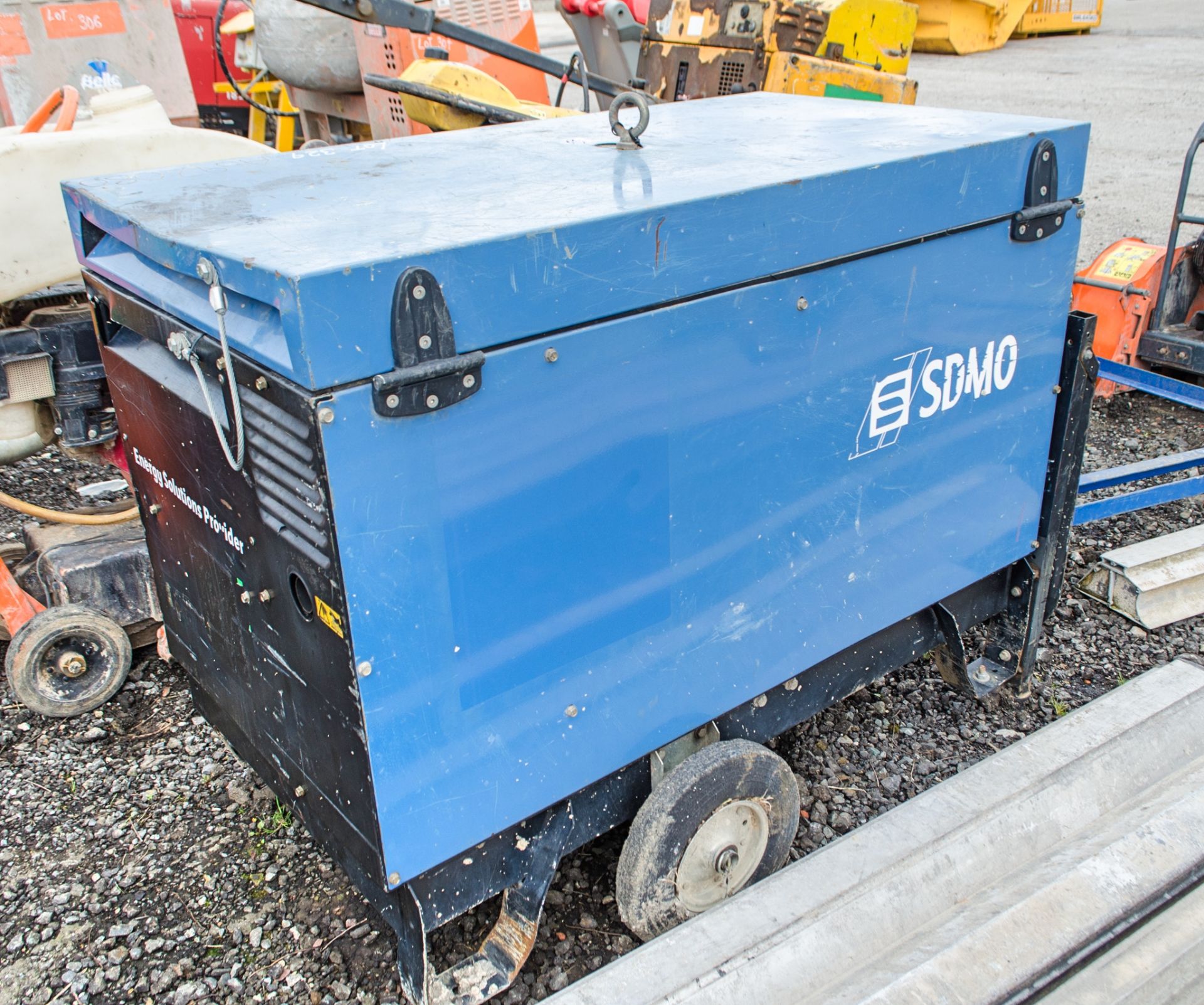 SDMO 1000E 10 kva 110v/240v diesel driven generator Recorded Hours: 3177 A692080 - Image 2 of 4