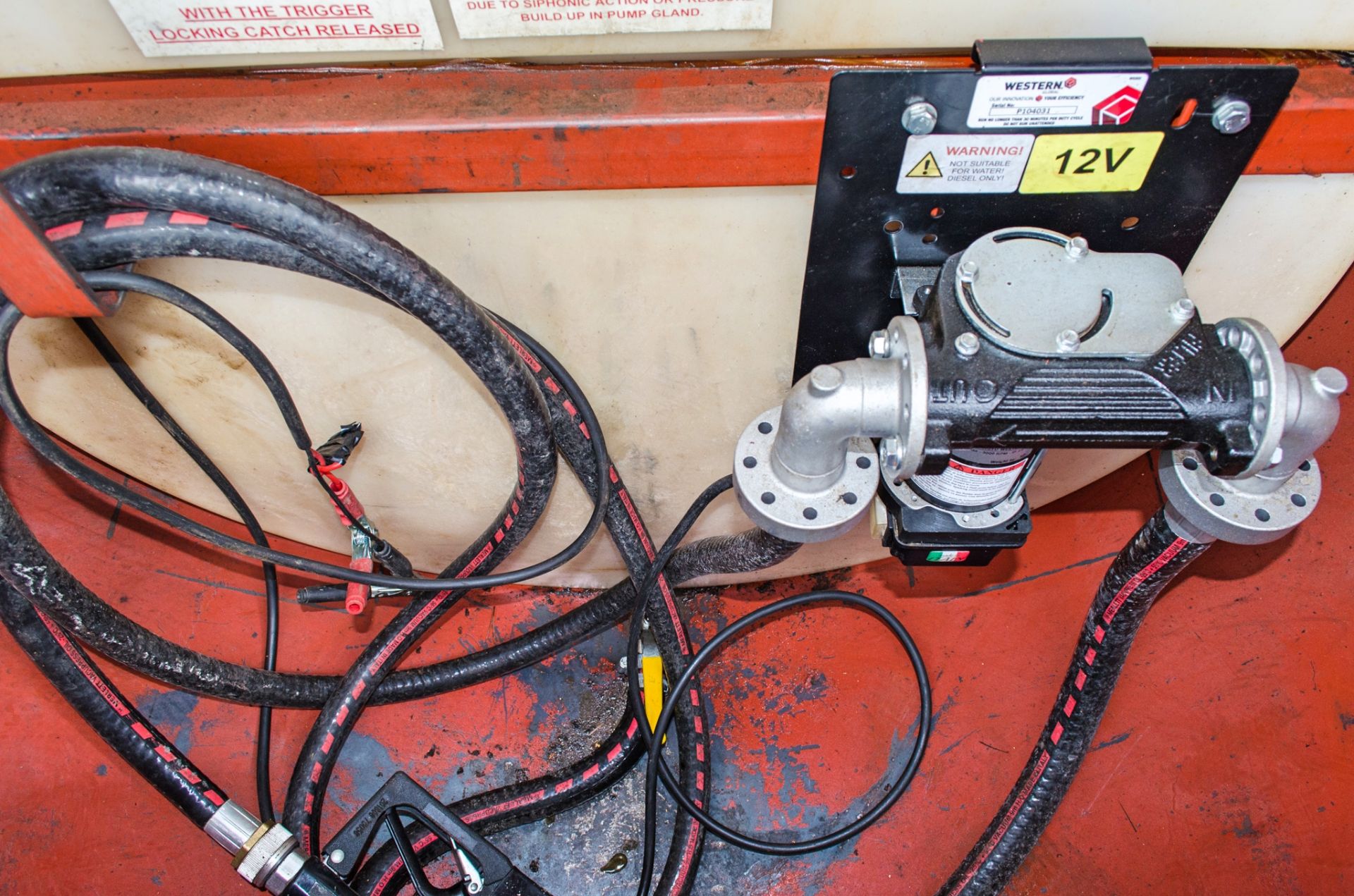 Trailer Engineering 950 litre fast tow bunded fuel bowser c/w 12v electric pump, delivery hose & - Image 3 of 3