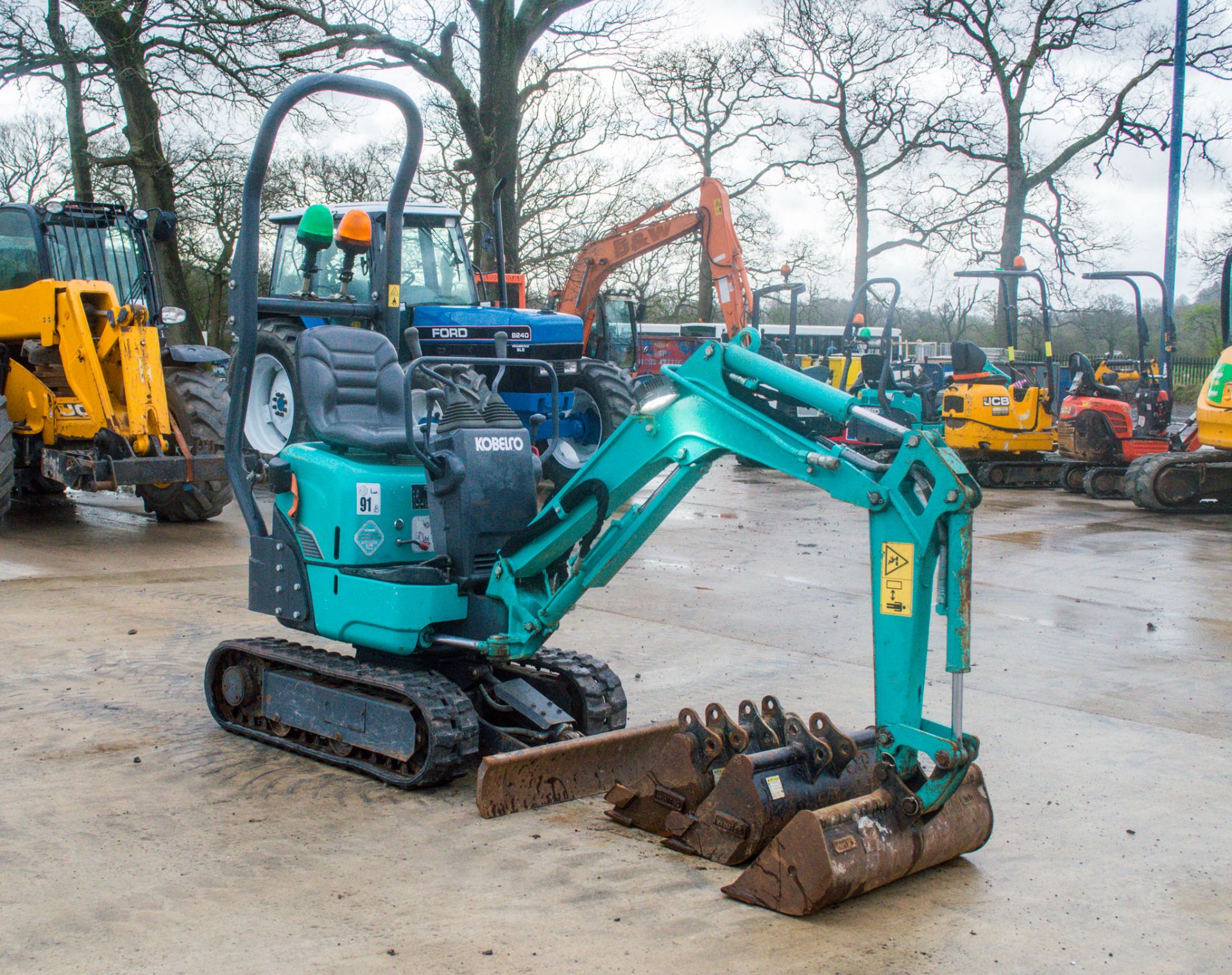 Kobelco SK08 0.8 tonne rubber tracked micro excavator Year: 2018 S/N: PT07-04045 Recorded Hours: 454 - Image 3 of 19