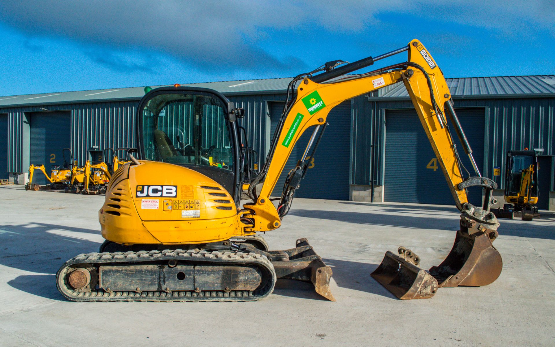 JCB 8055 RTS 5.5 tonne rubber tracked midi excavator Year: 2013 S/N: 60463 Recorded Hours: 3478 - Image 8 of 24