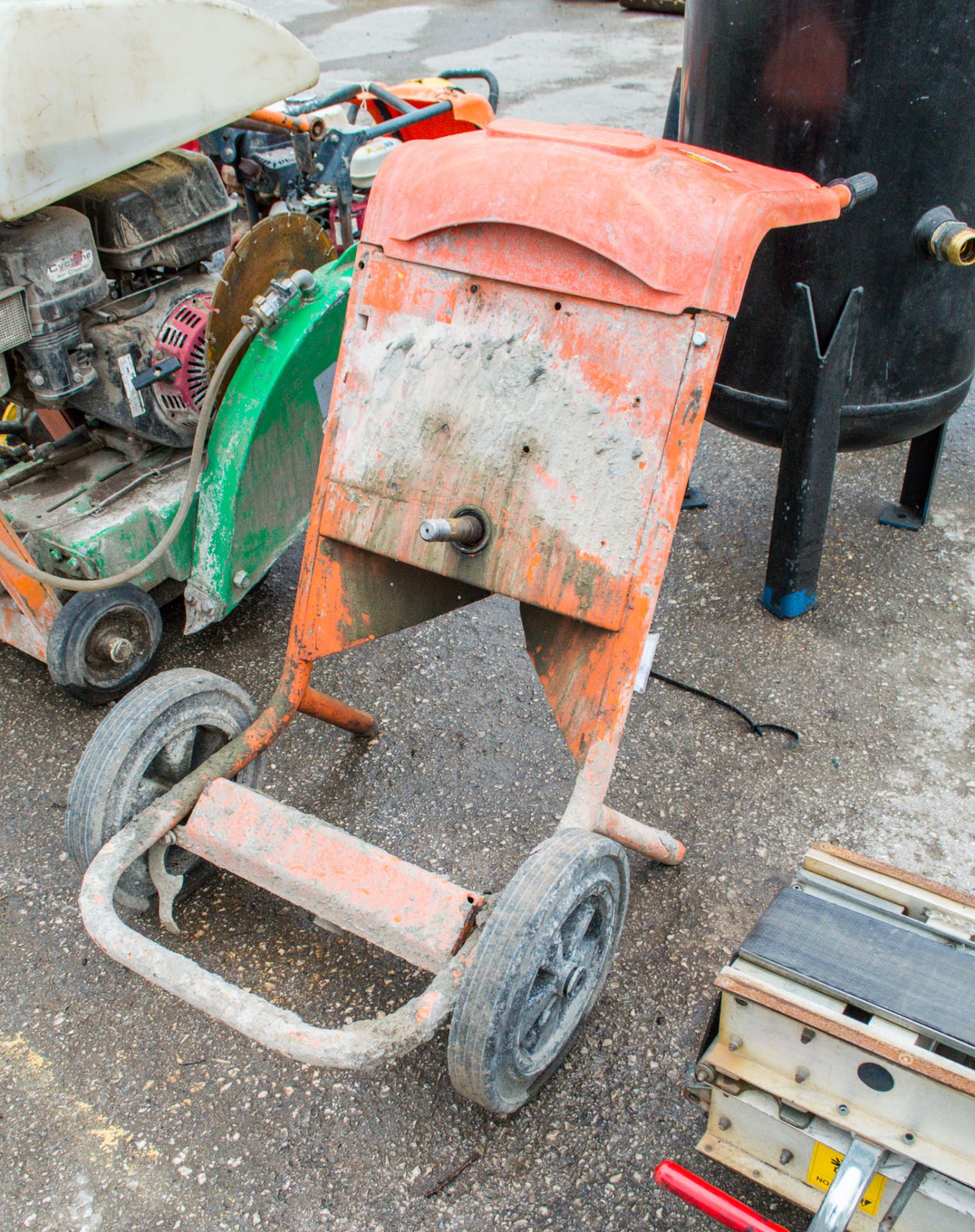 Belle Minimix petrol driven cement mixer for spares ** No barrel and engine parts missing **