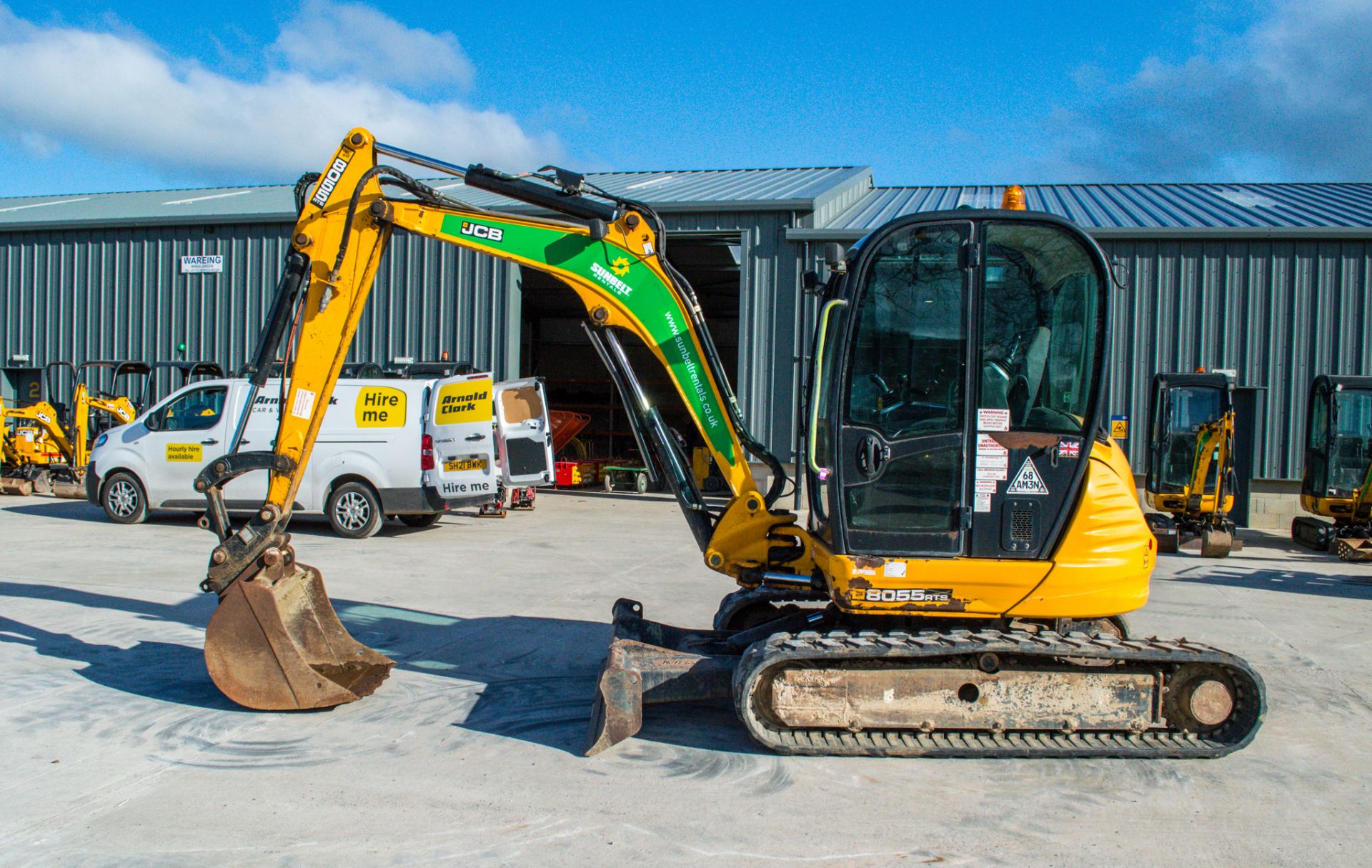 JCB 8055 RTS 5.5 tonne rubber tracked midi excavator Year: 2015 S/N: 26228 Recorded Hours: 2353 - Image 7 of 22