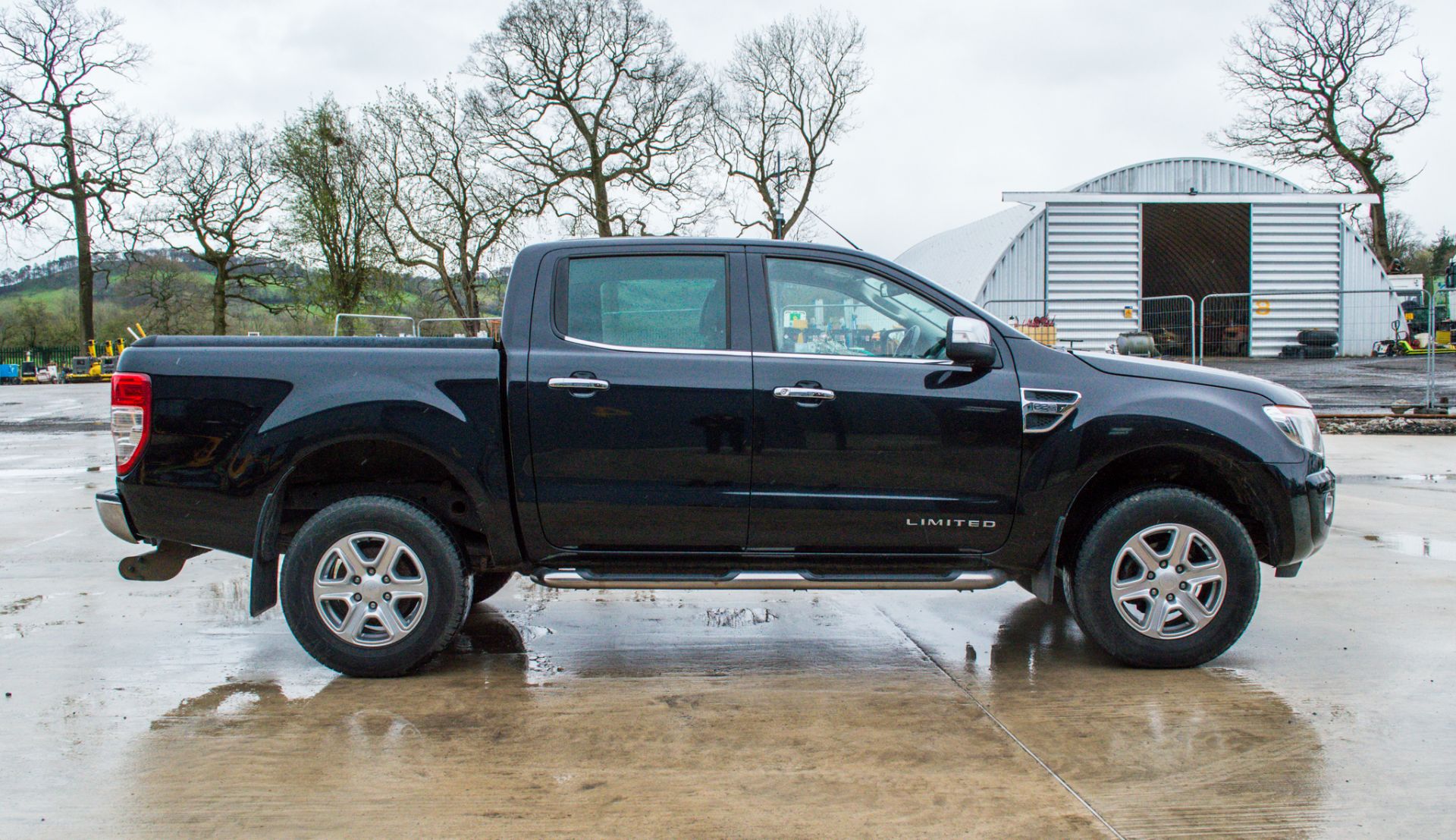 Ford Ranger 2.2 TDCI 150 Limited 4wd automatic double cab pick up - Image 14 of 28