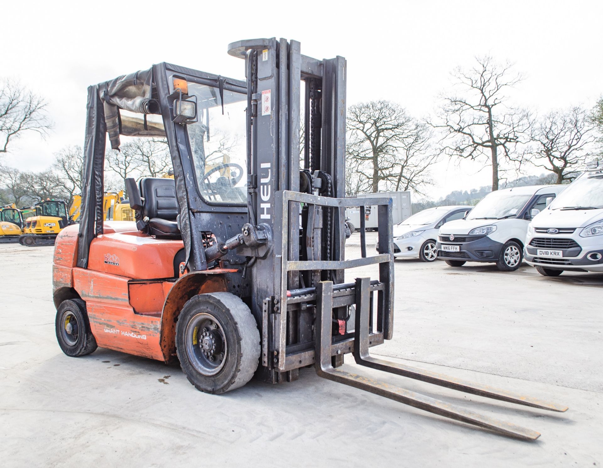 Heli HFD25 2.5 tonne diesel fork lift truck Year: 2001 S/N: 0102538819 Recorded Hours: Not displayed - Image 2 of 15