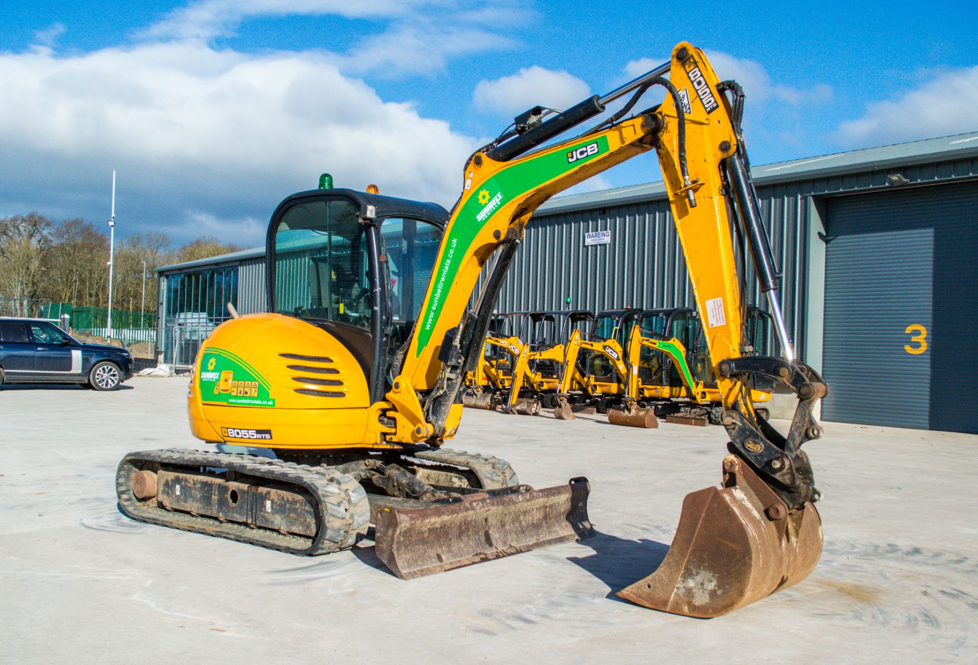 JCB 8055 RTS 5.5 tonne rubber tracked midi excavator Year: 2015 S/N: 26228 Recorded Hours: 2353 - Image 2 of 22