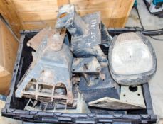 Box of various machine lights & brackets