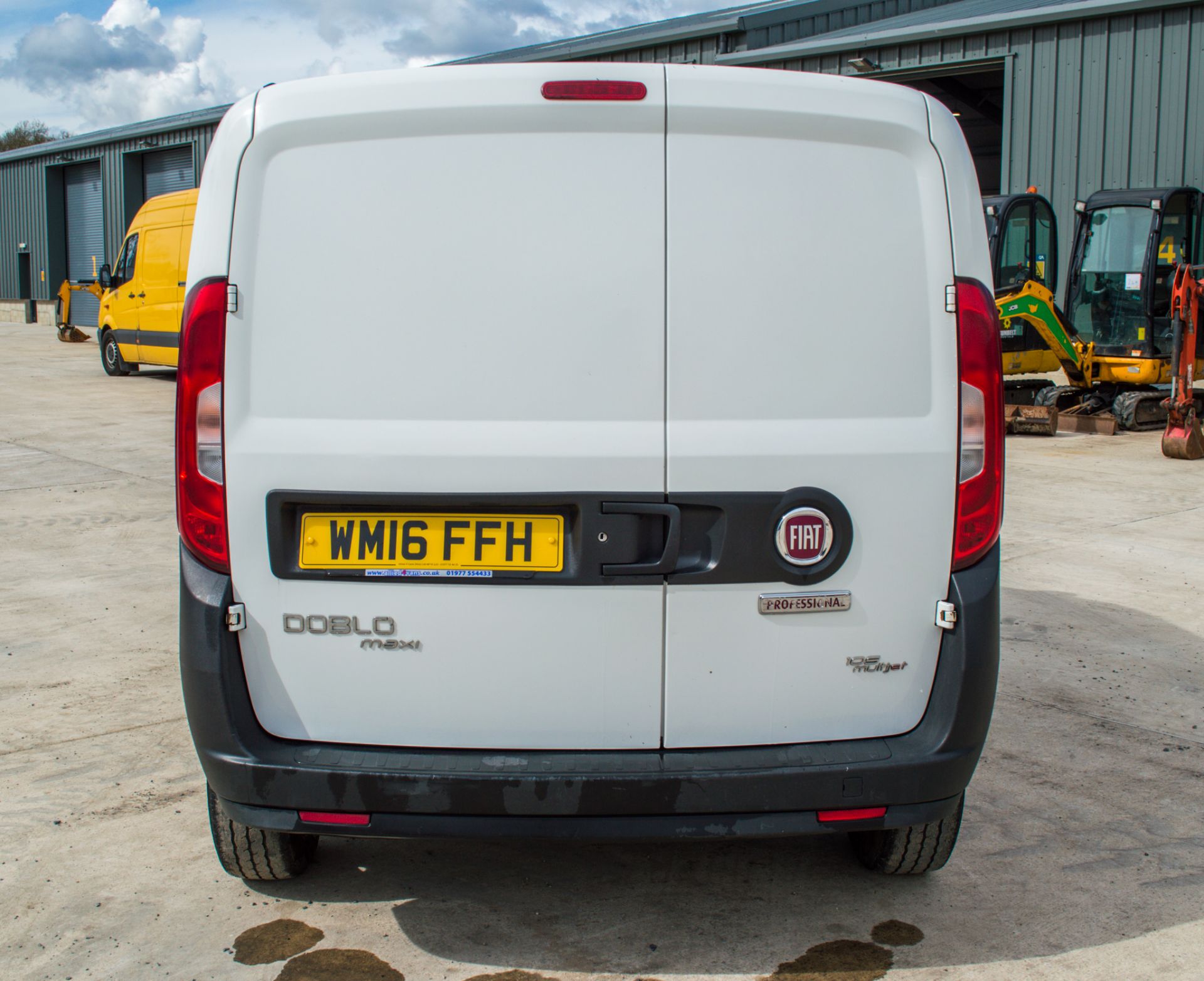 Fiat Doblo Cargo 1.6 M/Jet 105 Maxi LWB diesel 5 seat panel van - Image 6 of 29