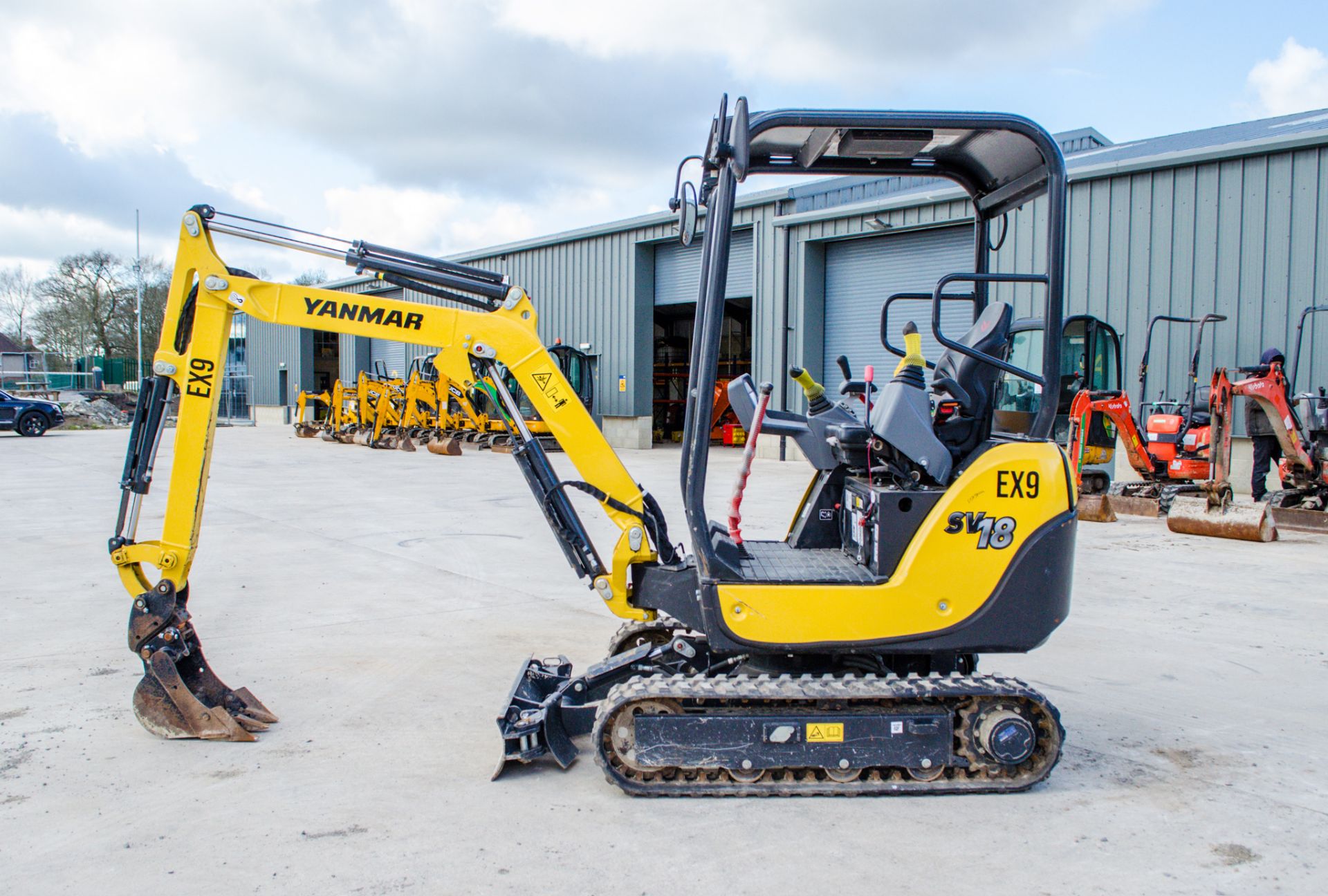 Yanmar SV18 1.8 tonne rubber tracked mini excavator  Year: 2021 S/N: BV15069 Recorded Hours: 107 - Image 8 of 20