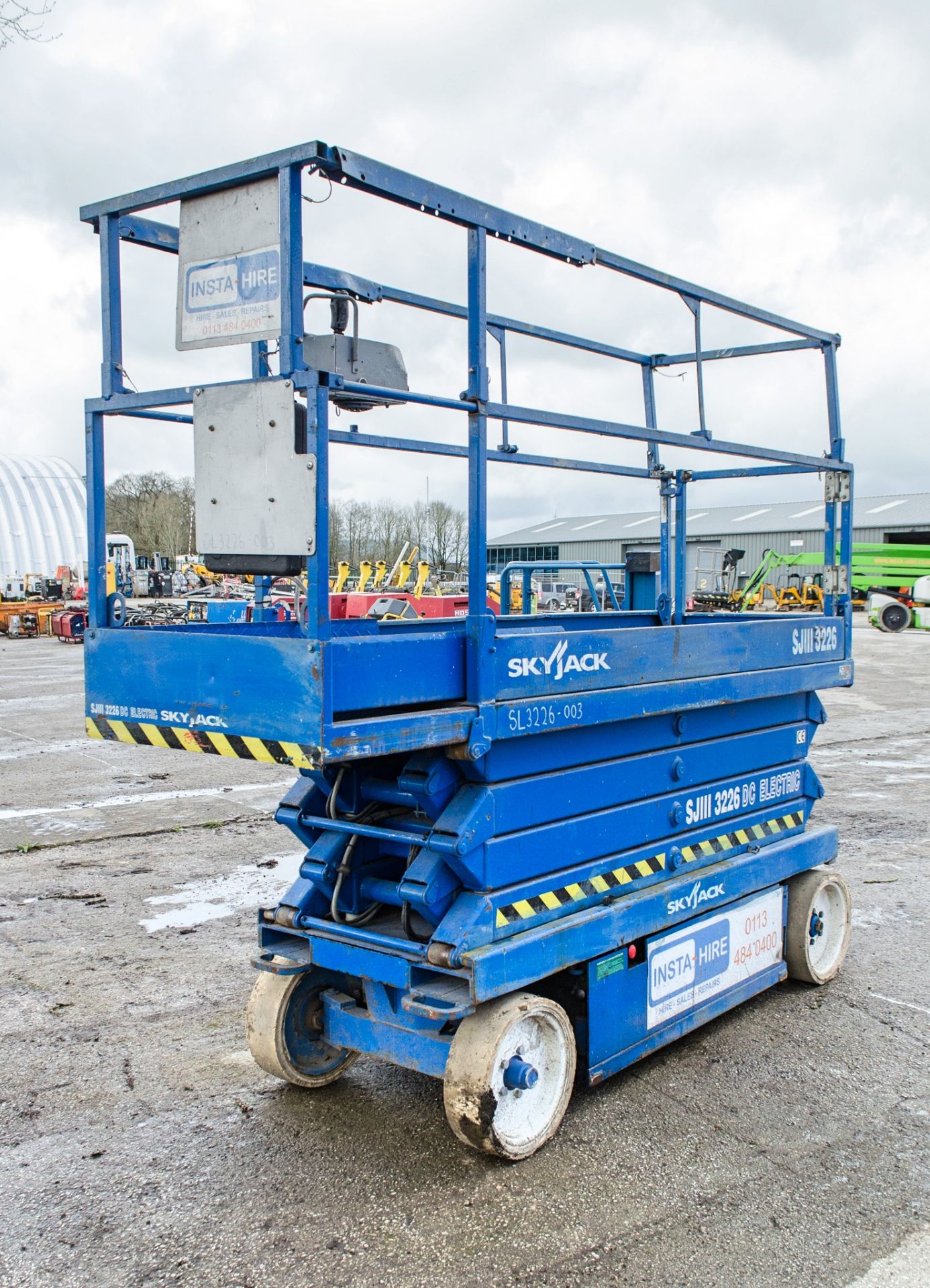 Skyjack SJIII 3226 battery electric scissor lift Year: 2008 S/N: 27003163 - Image 3 of 6