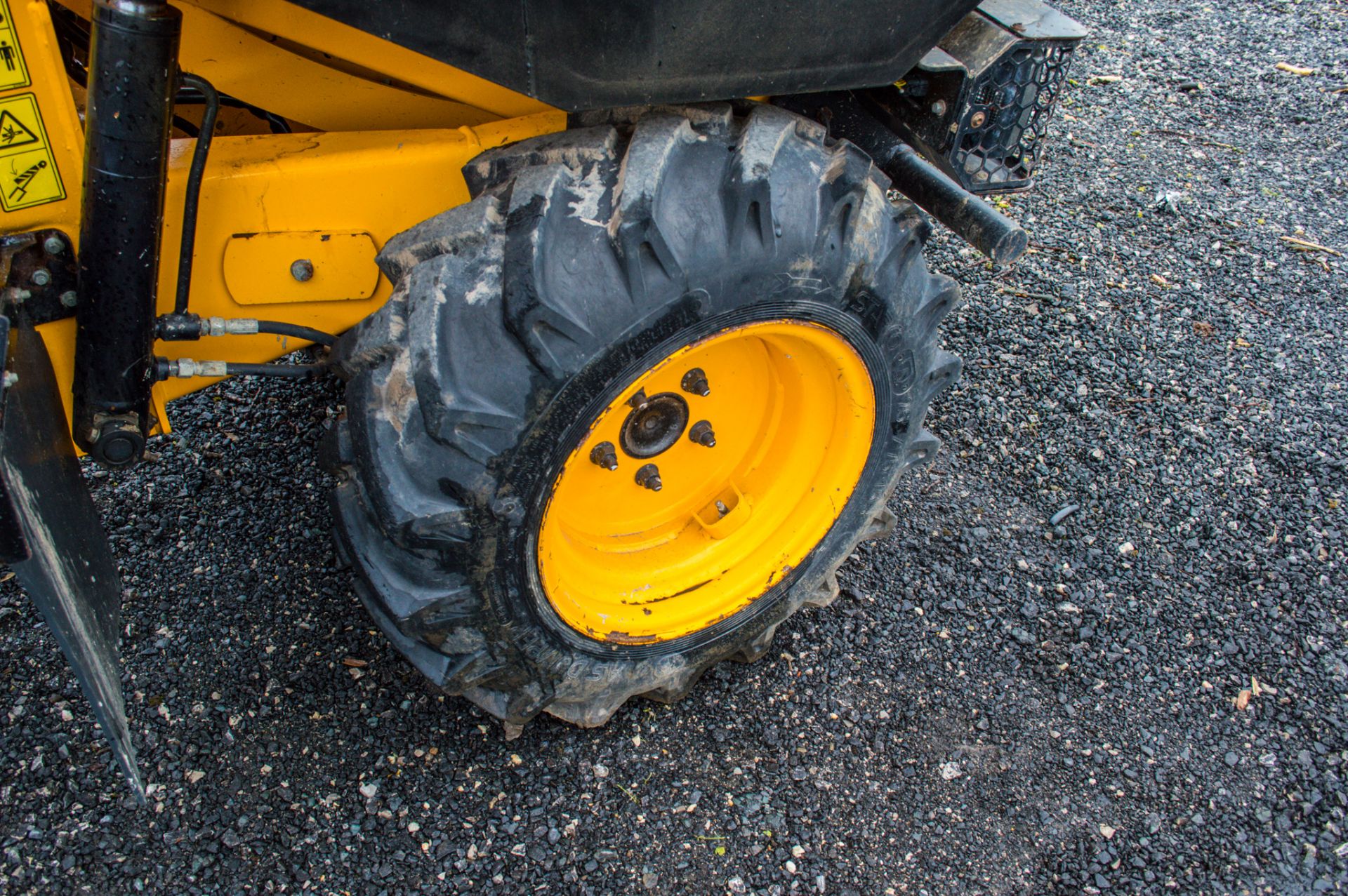 JCB 1T-2  1 tonne hi-tip dumper Year: 2019 S/N: 2915756 Recorded Hours: 368 - Image 12 of 20