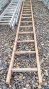 Wooden pole ladder 19040758
