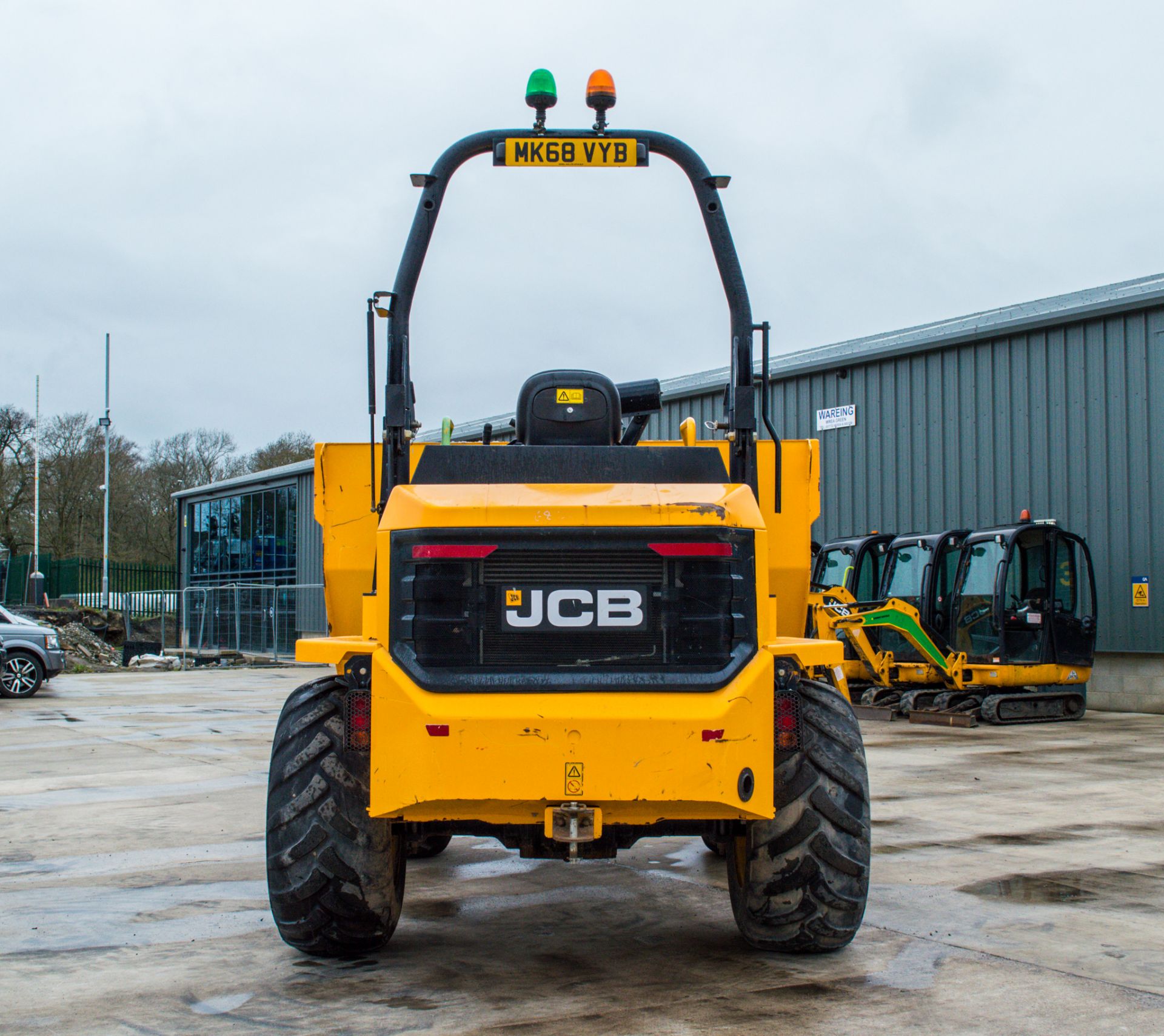 JCB 9T-1 9 tonne straight skip dumper  Year: 2018 S/N: J2561867 Recorded Hours: 1404 - Image 6 of 23