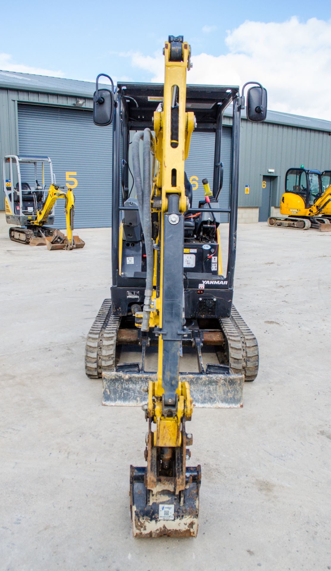 Yanmar SV18 1.8 tonne rubber tracked mini excavator  Year: 2021 S/N: BV15069 Recorded Hours: 107 - Image 6 of 20