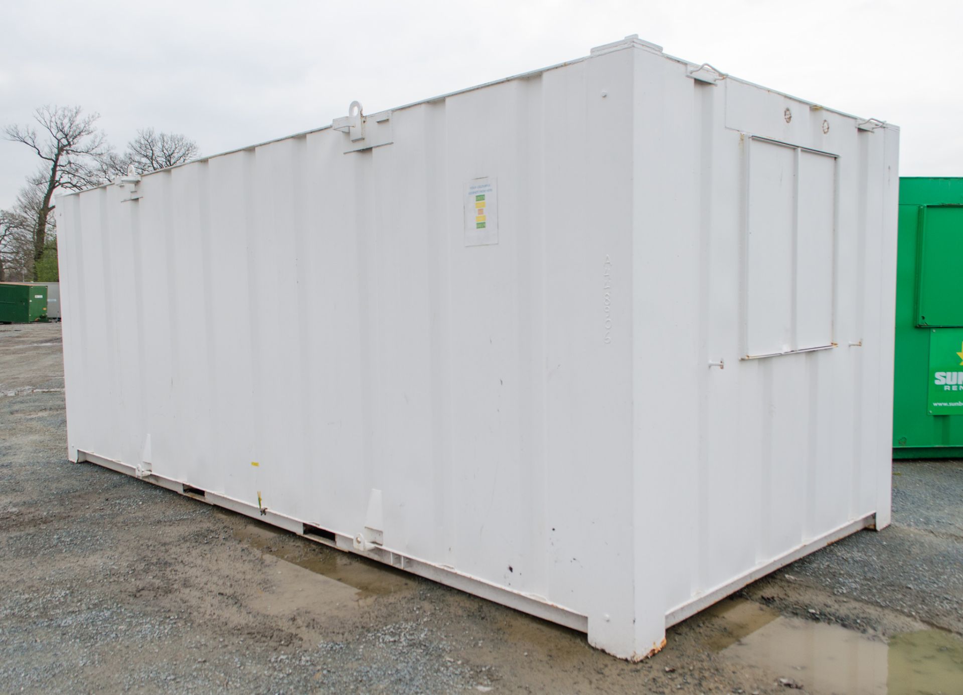 21 ft x 9 ft steel anti vandal office site unit c/w keys A448906 - Image 3 of 6