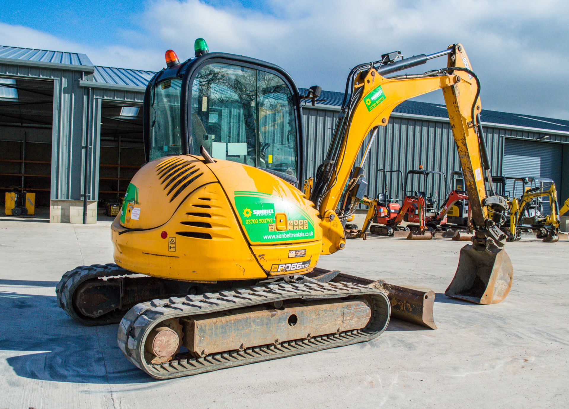 JCB 8055 RTS 5.5 tonne rubber tracked midi excavator Year: 2014 S/N: 2426061 Recorded Hours: 2434 - Image 3 of 23