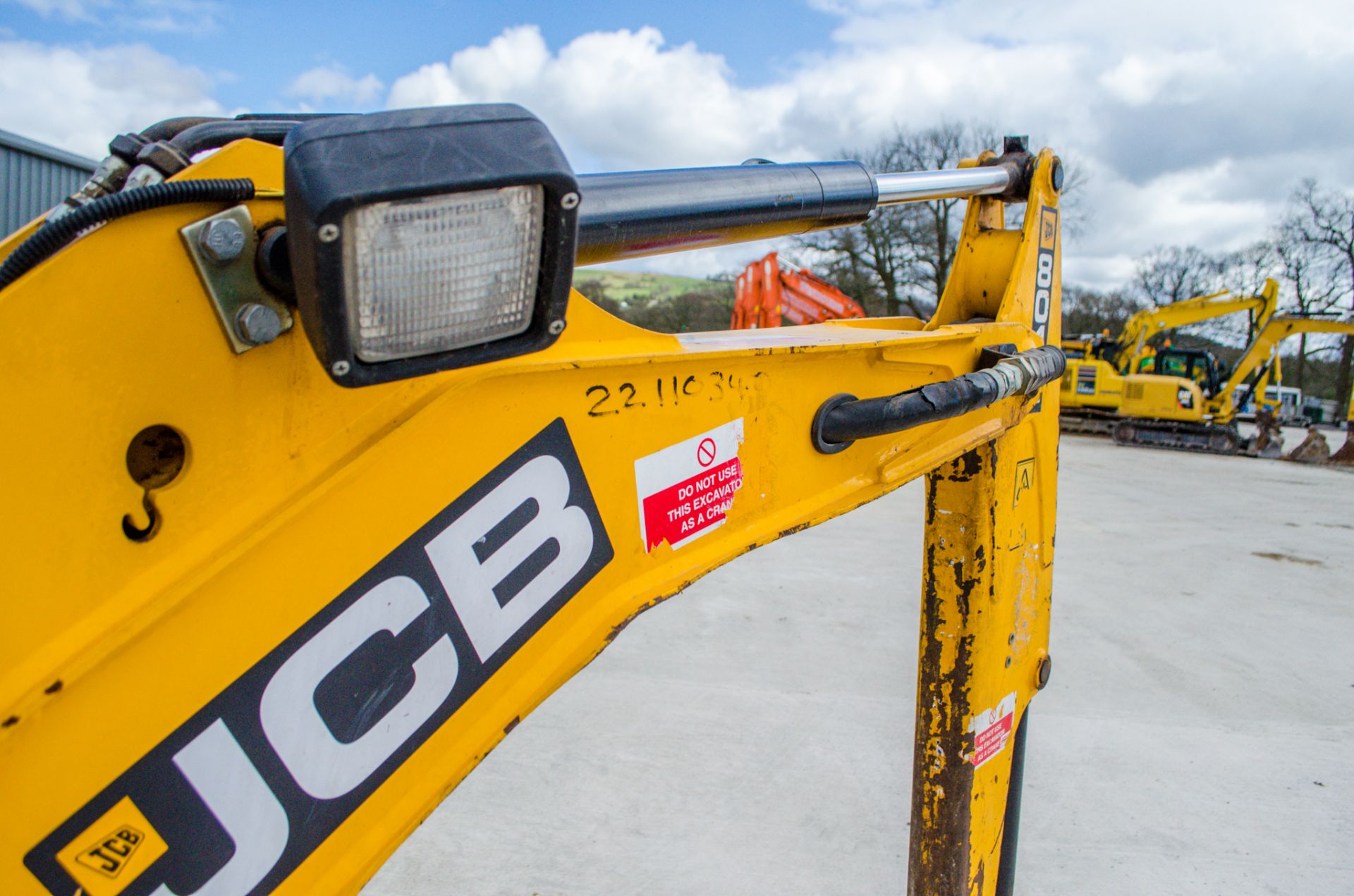 JCB 8014 CTS 1.4 tonne rubber tracked mini excavator Year: 2015 S/N: 70995 Recorded Hours: 1812 - Image 13 of 22