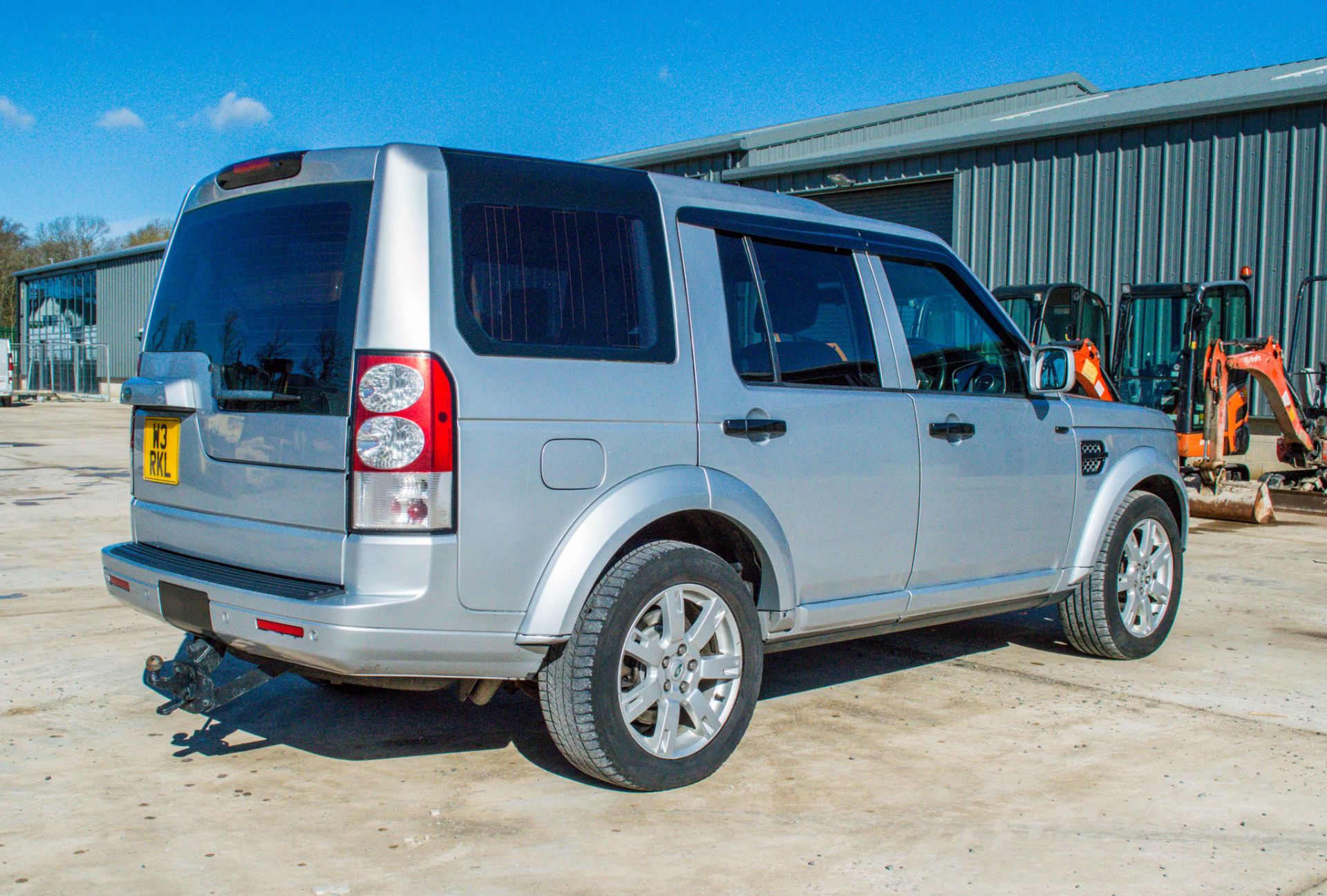 Land Rover Discovery 4 GS SDV6 3.0 diesel automatic estate car - Image 4 of 30