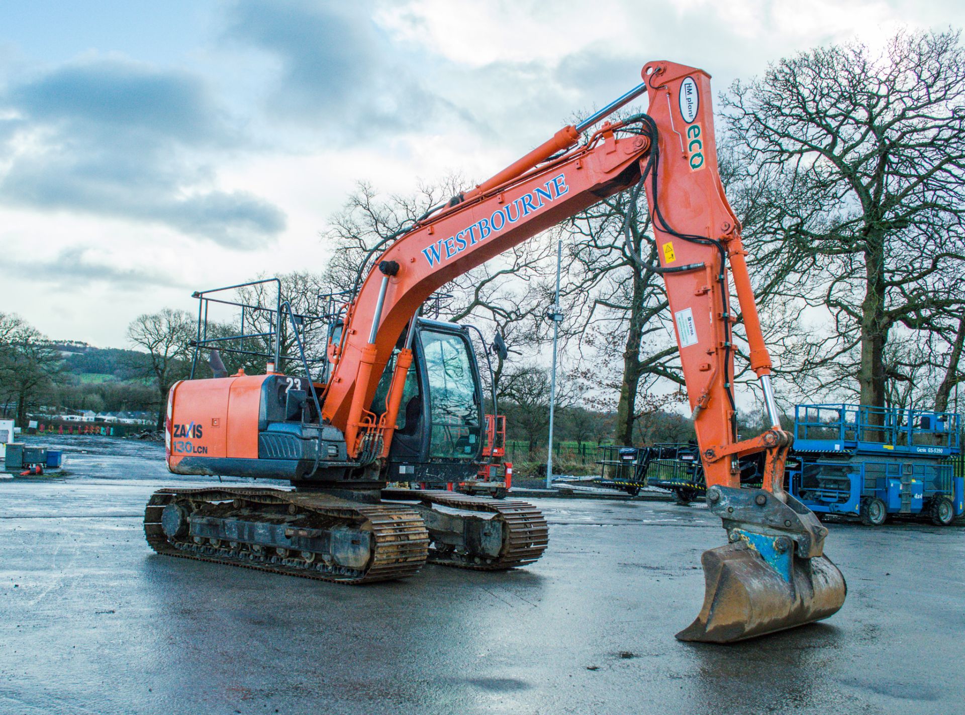 Hitachi ZX 130 LCN  13 tonne steel tracked excavator Year: 2013 S/N: 090663 Recorded Hours: 10,045 - Image 2 of 25