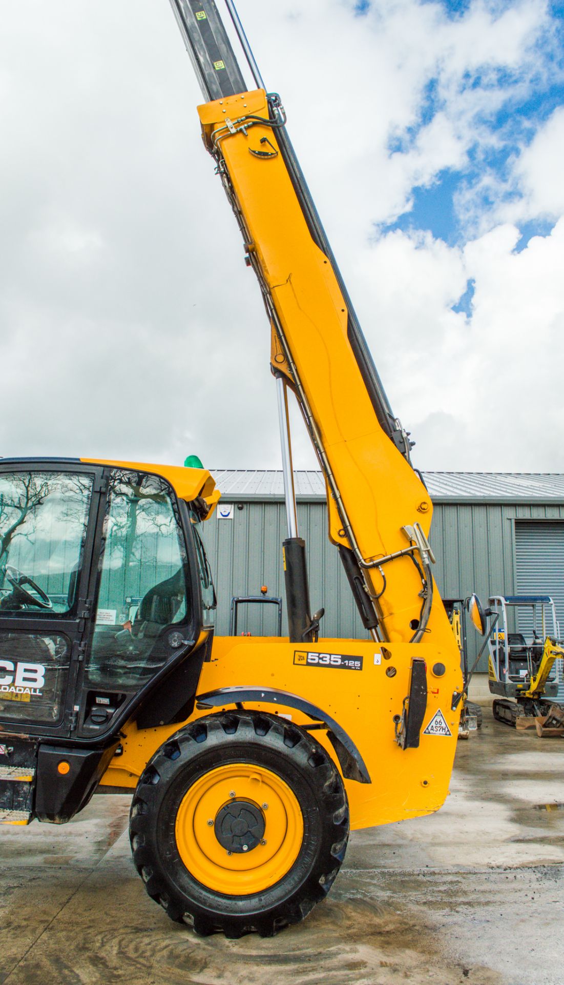 JCB 535-125 Hi - Viz 12.5 metre telescopic handler - Image 18 of 25