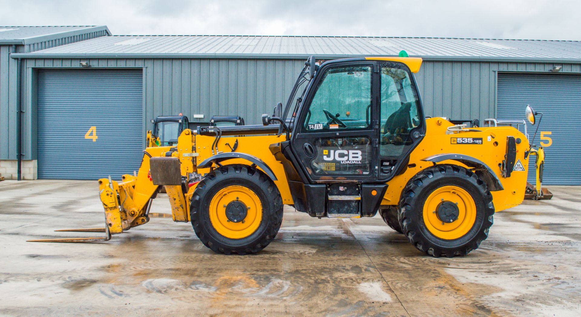 JCB 535-125 Hi - Viz 12.5 metre telescopic handler - Image 7 of 25