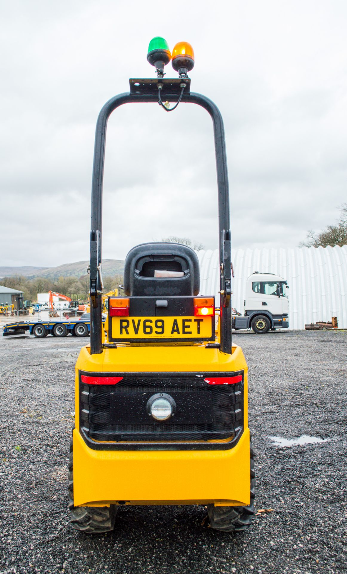 JCB 1T-2  1 tonne hi-tip dumper Year: 2019 S/N: 2915756 Recorded Hours: 368 - Image 6 of 20