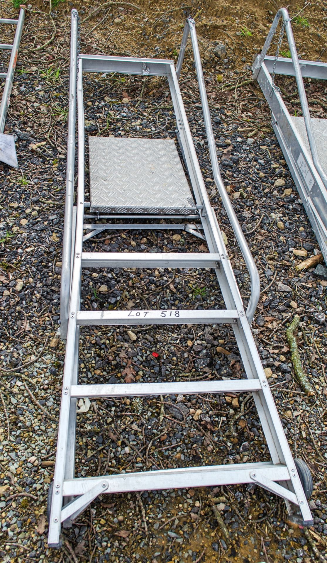 5 tread aluminium step ladder 33A30084