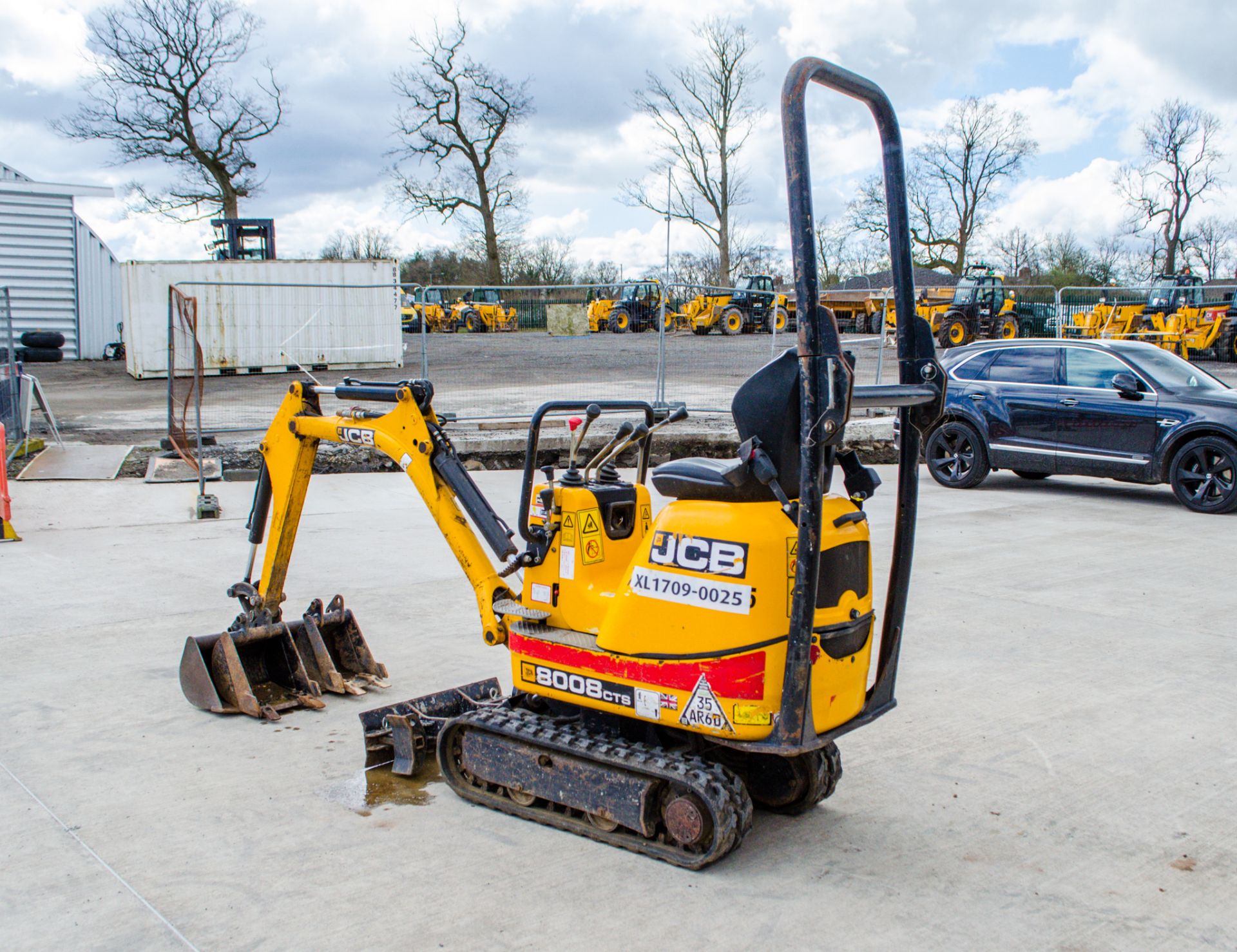 JCB 8008 CTS 0.8 tonne rubber tracked micro excavator Year: 2017 S/N: 1930498 Recorded Hours: 1451 - Image 4 of 19