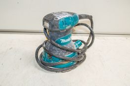 Makita BO5030 110v orbital sander 16120651