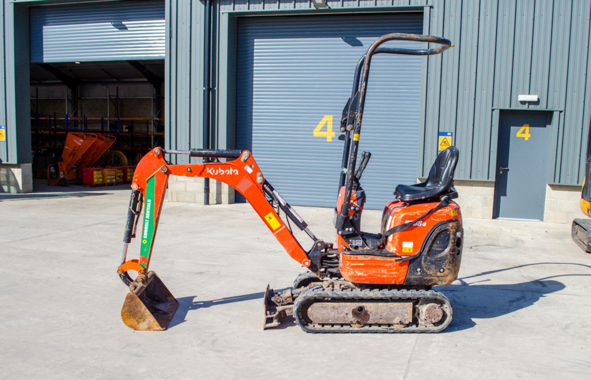 Kubota K008-3 0.8 tonne rubber tracked micro excavator Year: 2016 S/N: 28216 Recorded Hours: 1436 - Image 8 of 18