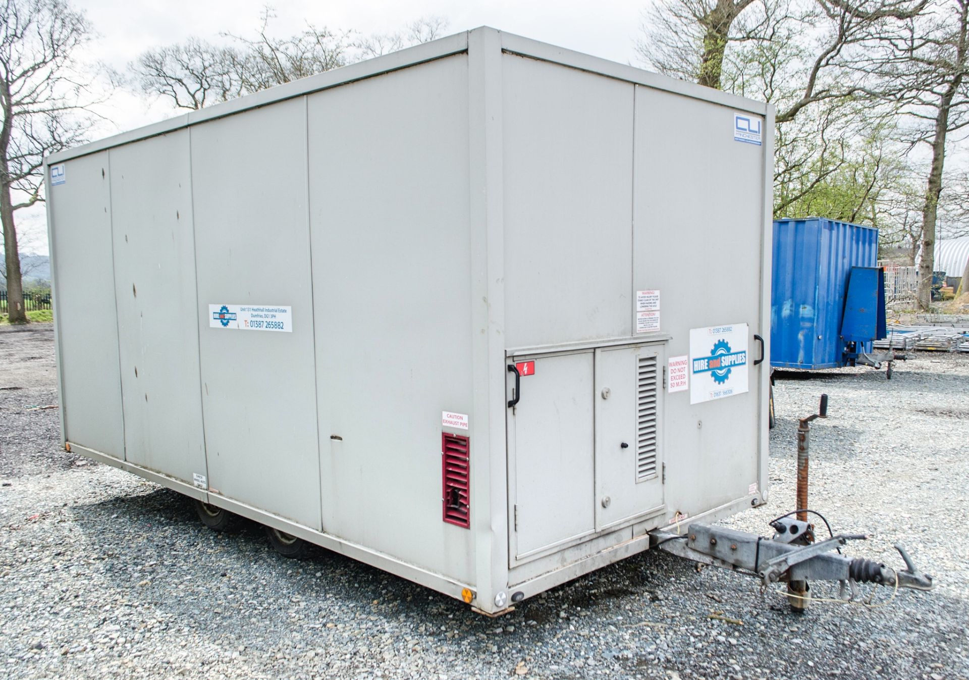 14 ft x 7 ft steel anti vandal mobile welfare site unit Comprising of: canteen, toilet & drying room - Image 2 of 10
