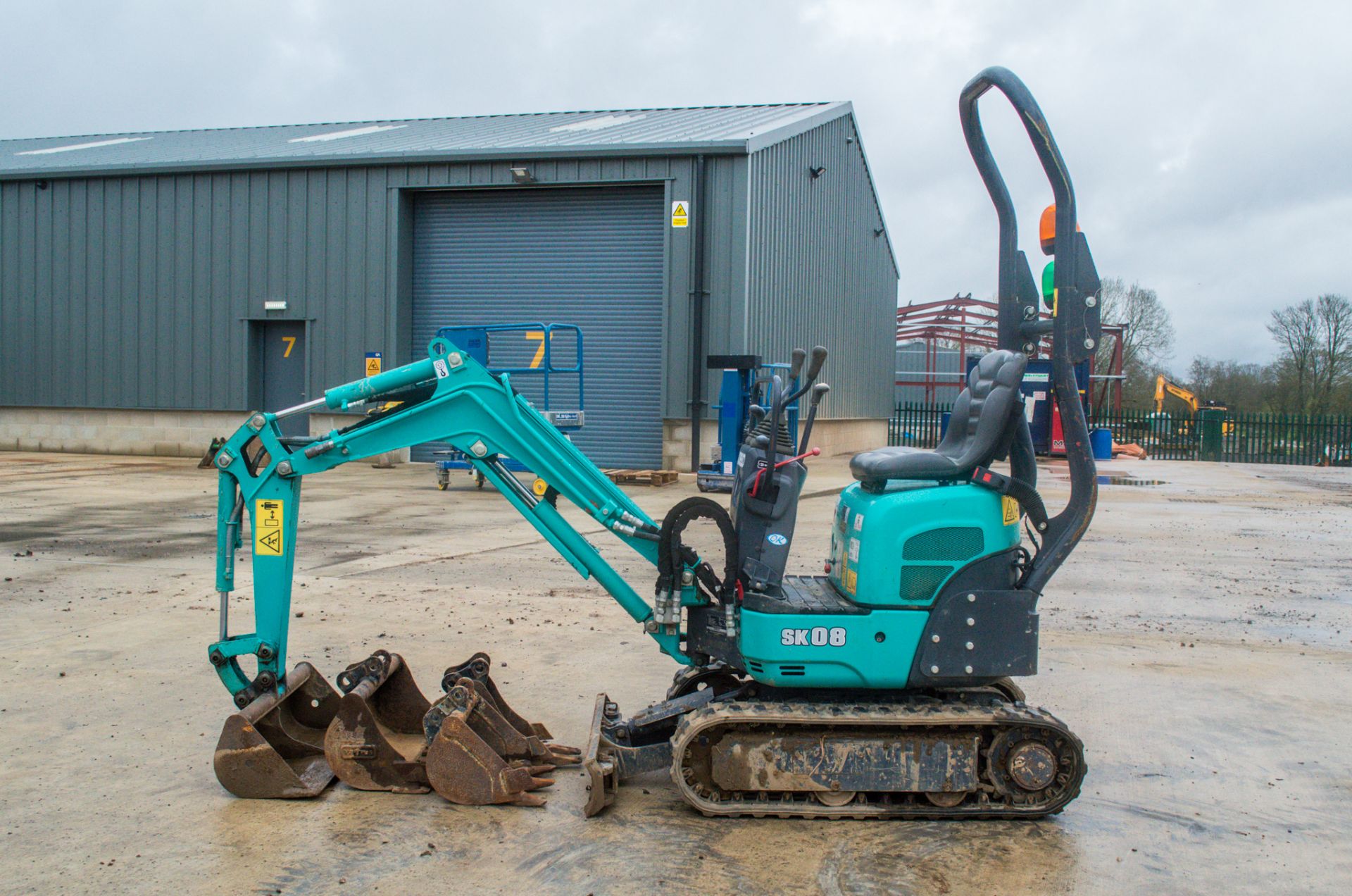 Kobelco SK08 0.8 tonne rubber tracked micro excavator Year: 2018 S/N: PT07-04046 Recorded Hours: 375 - Image 8 of 15