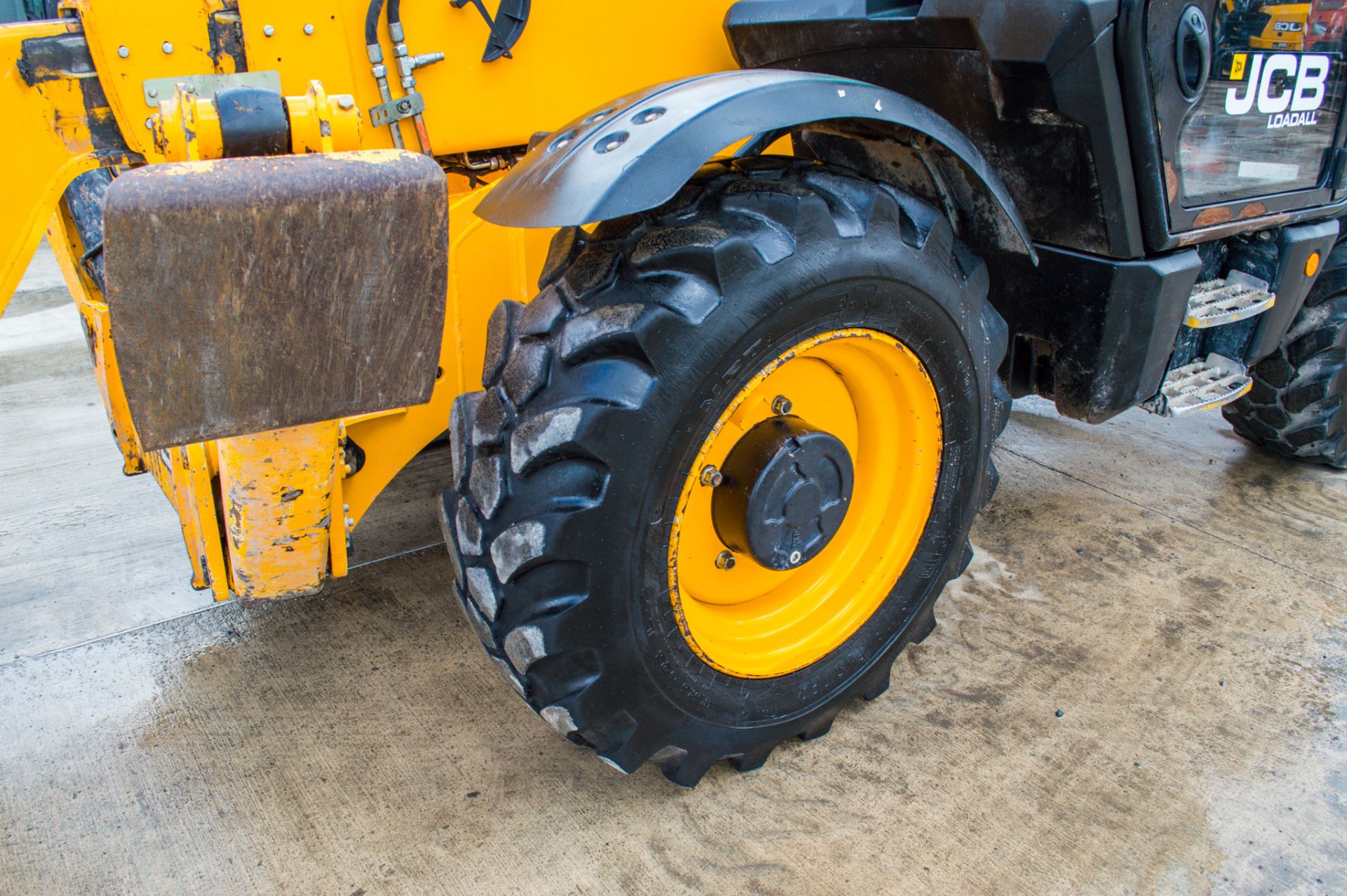 JCB 535-125 Hi - Viz 12.5 metre telescopic handler - Image 9 of 25