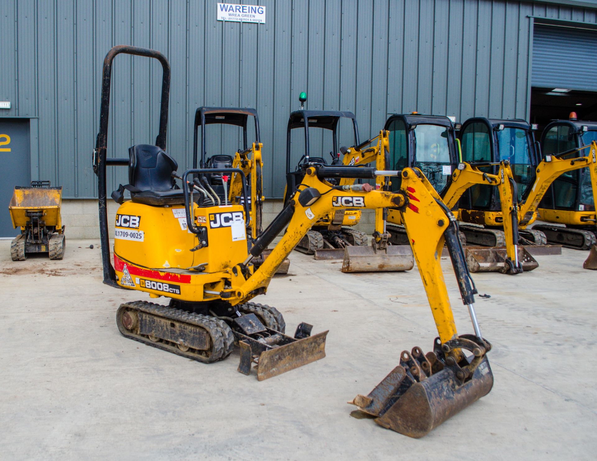 JCB 8008 CTS 0.8 tonne rubber tracked micro excavator Year: 2017 S/N: 1930498 Recorded Hours: 1451 - Image 2 of 19