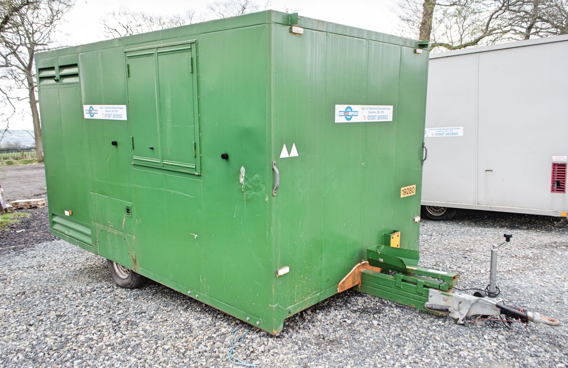 12 ft x 7 ft steel anti vandal mobile welfare site unit Comprising of: canteen, toilet & generator - Image 2 of 8