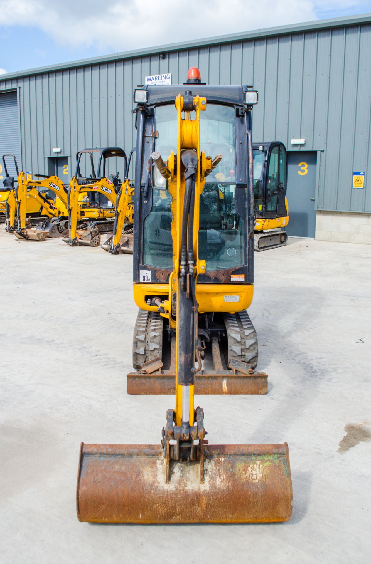 JCB 8018 1.8 tonne rubber tracked mini excavator Year: 2015 S/N: 233560 Recorded Hours: 2597 - Image 5 of 21