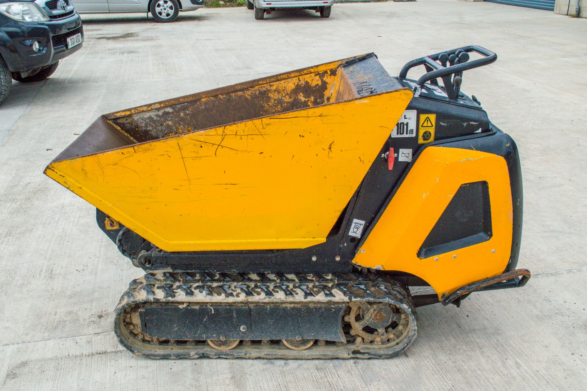 JCB HTD-5 Dumpster 500kg diesel driven rubber tracked walk behind hi-tip dumper Year: 2016 S/N: - Image 8 of 14