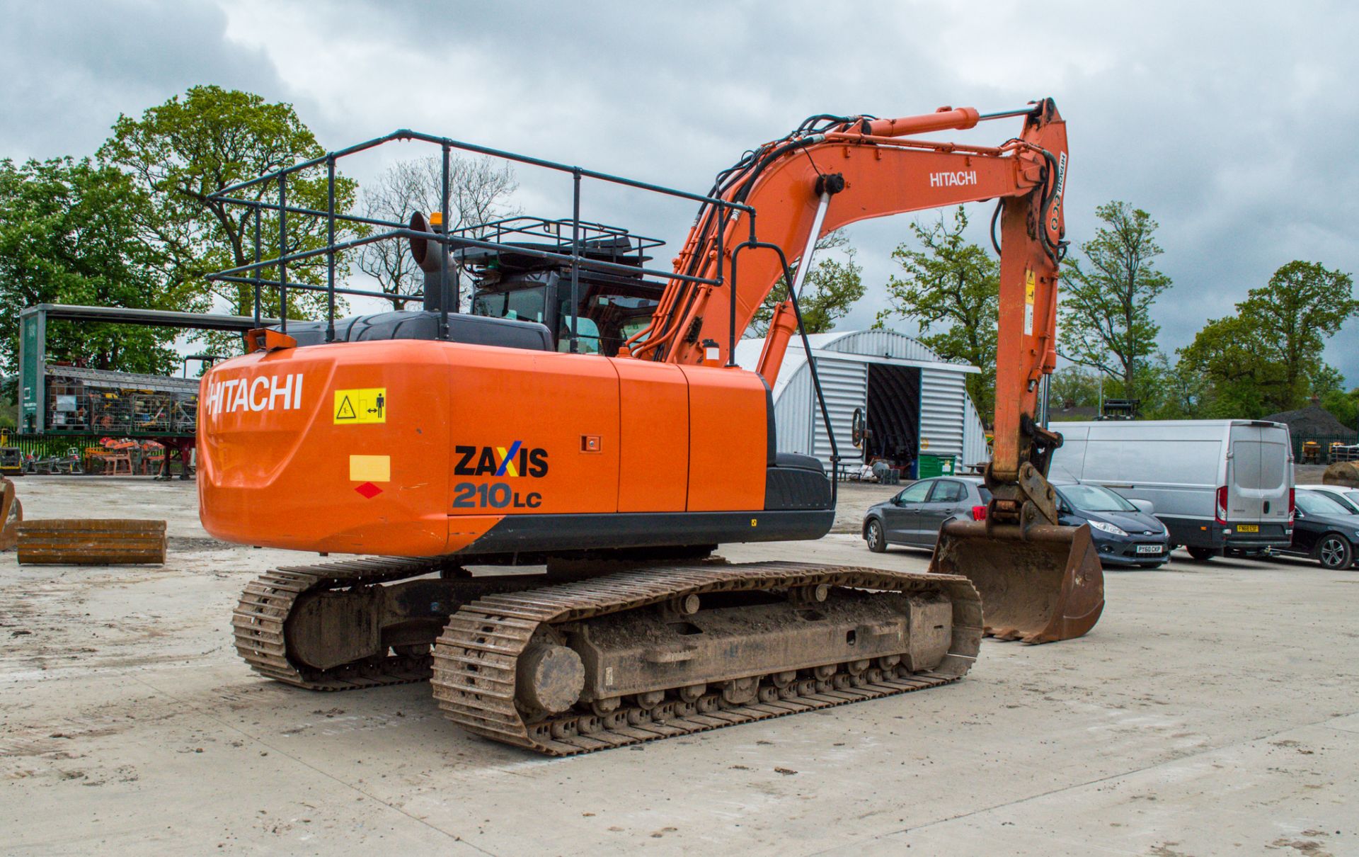 Hitachi ZX 210 LC 21 tonne steel tracked excavator Year: 2015 S/N: 303730 Recorded hours: 5549 Air - Image 3 of 22