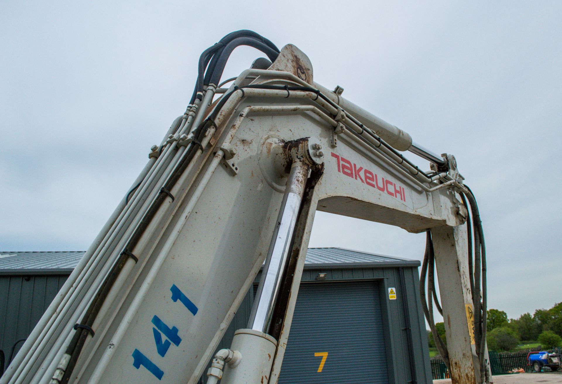 Takeuchi TB290 8.5 tonne rubber tracked excavator Year: 2016 S/N: 200438 Recorded Hours: 6945 Air - Image 12 of 23