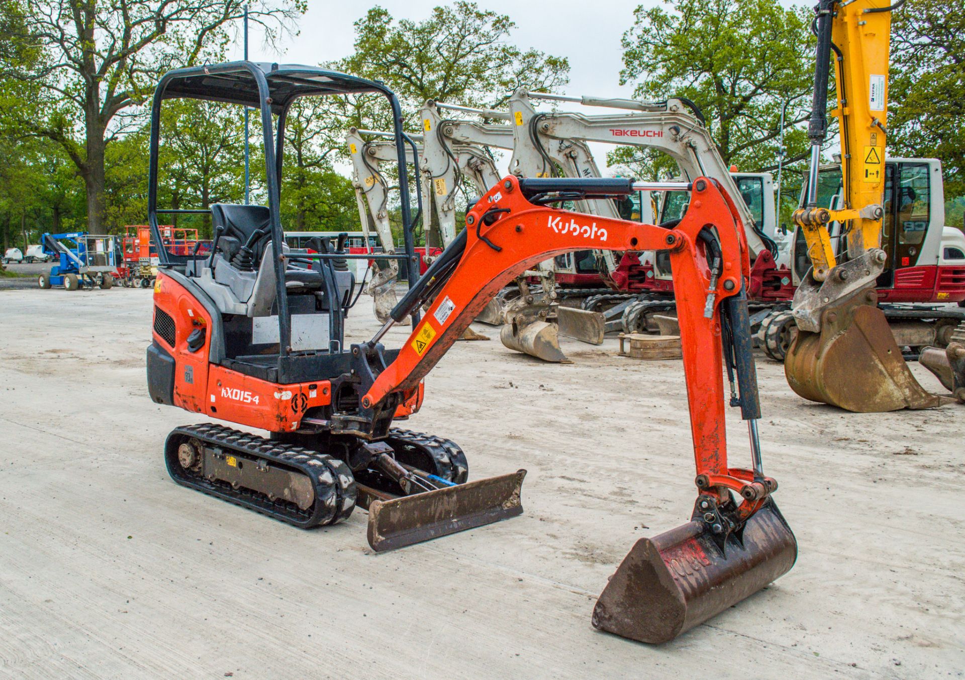 Kubota KX015-4 1.5 tonne rubber tracked mini excavator Year: 2015 S/N: 58351 Recorded Hour: 2561 - Image 2 of 21