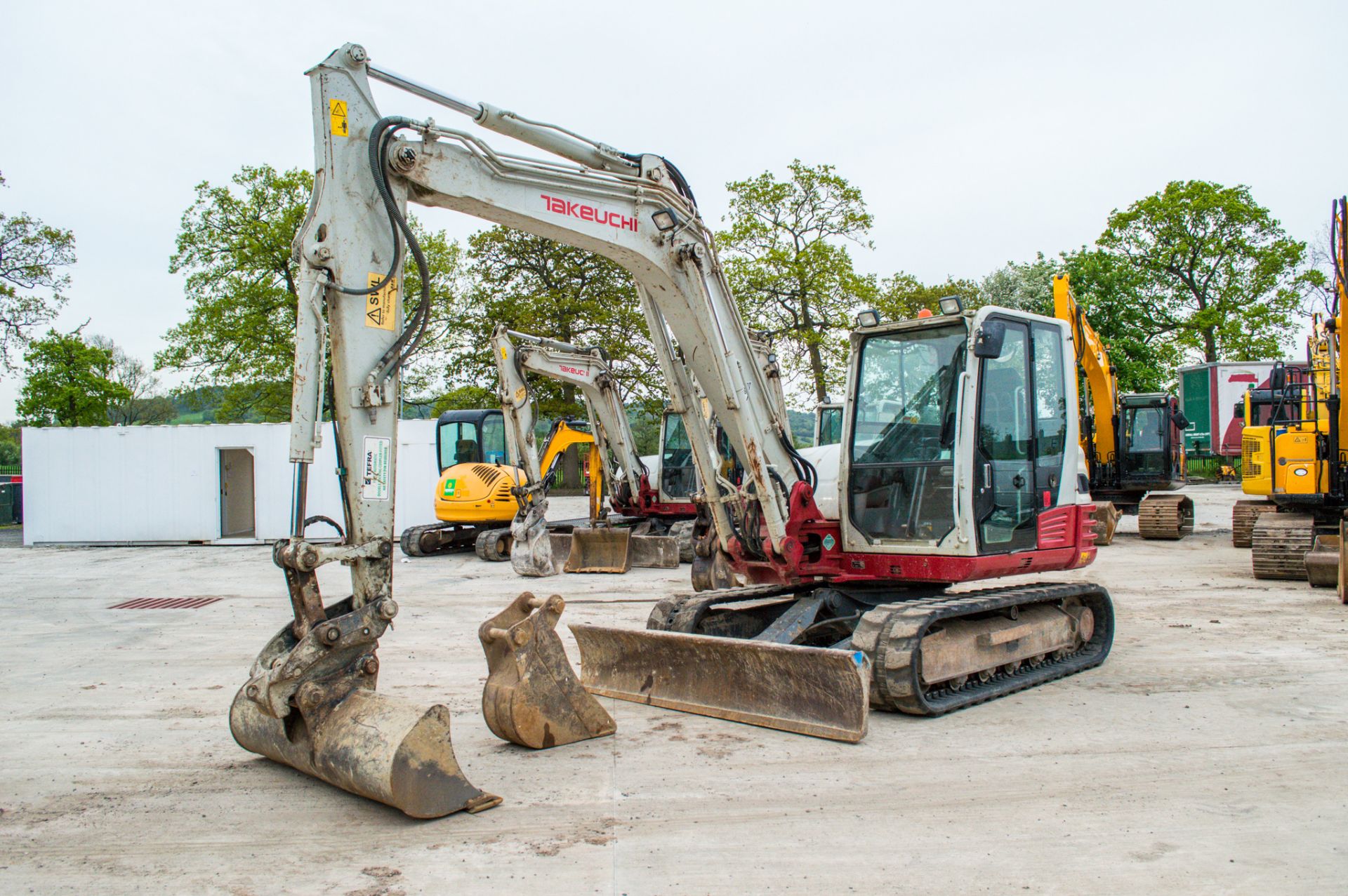Takeuchi TB290 8.5 tonne rubber tracked excavator Year: 2016 S/N: 200438 Recorded Hours: 6945 Air