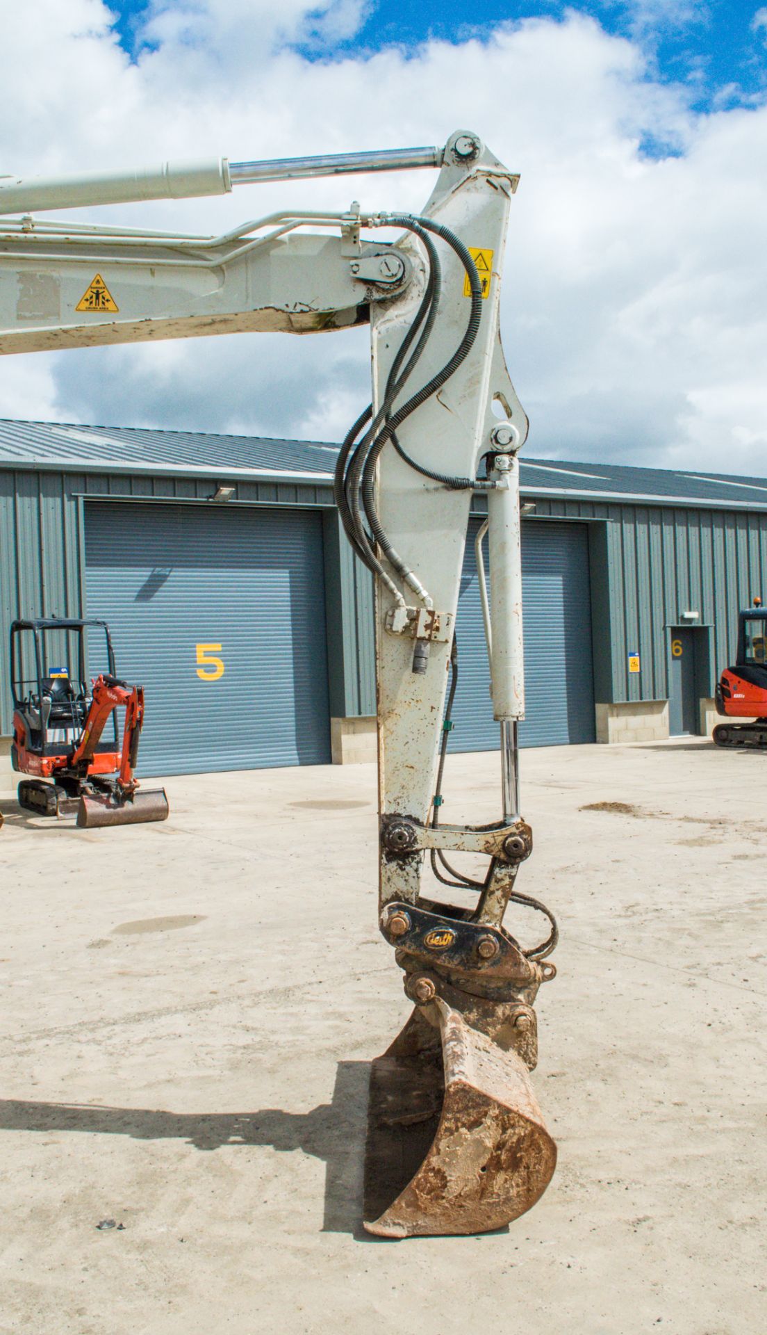 Takeuchi TB285 8 tonne rubber tracked midi excavator Year: 2012 S/N: 185000528 Recorded hours: 10512 - Image 10 of 19