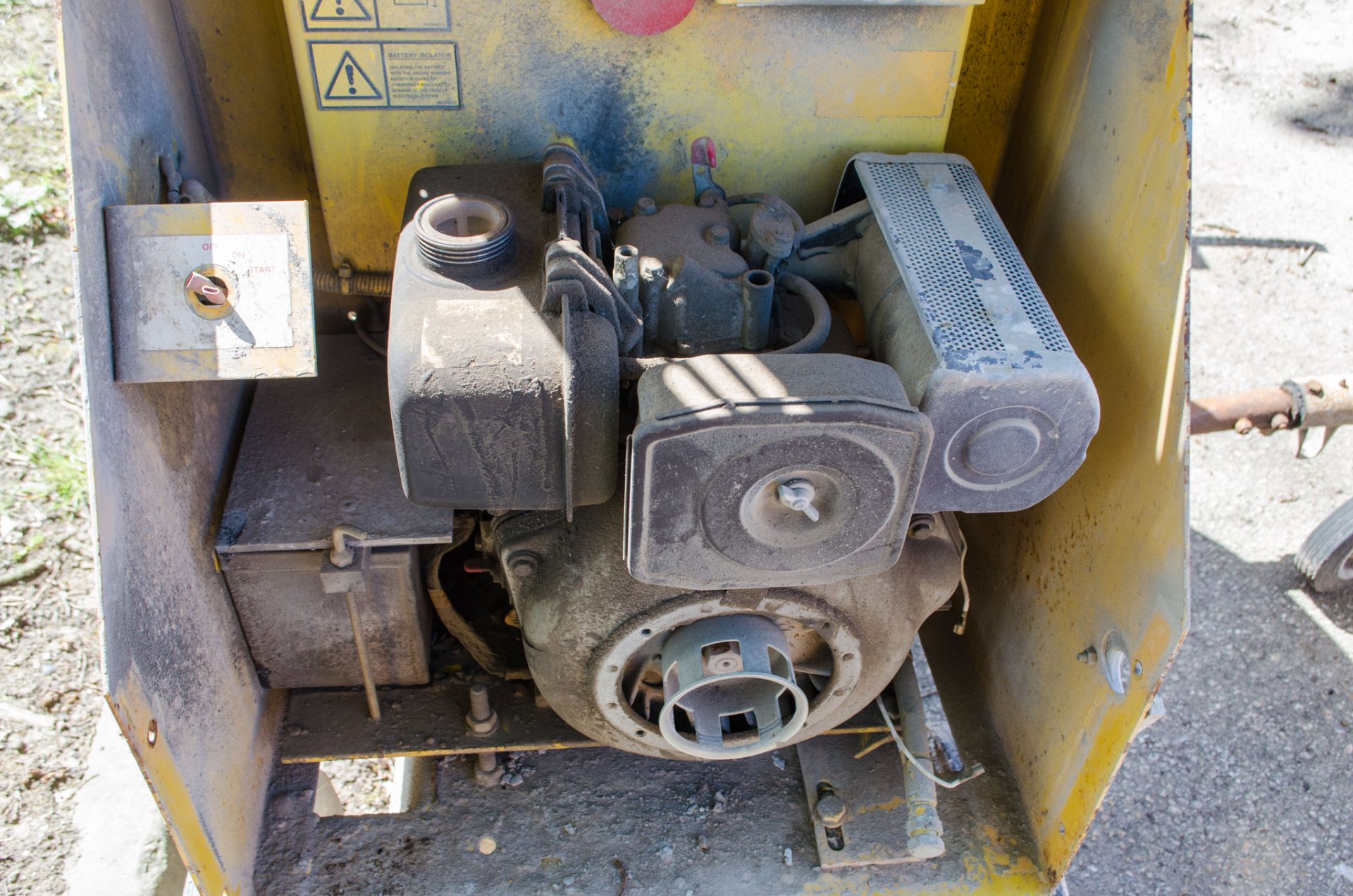 Winget 100T diesel driven site mixer ** Axle missing ** A652316 - Image 3 of 3