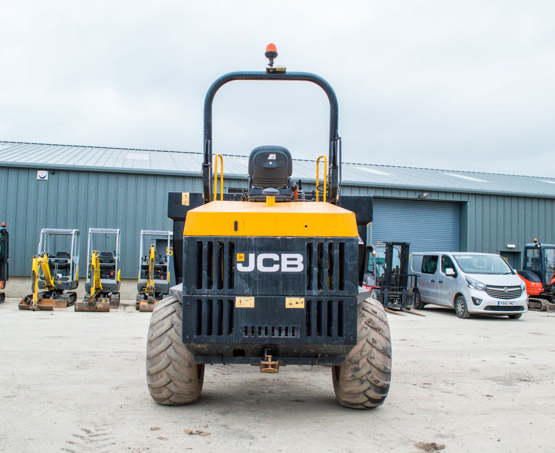 JCB 9T 9 tonne straight skip dumper - Image 6 of 22