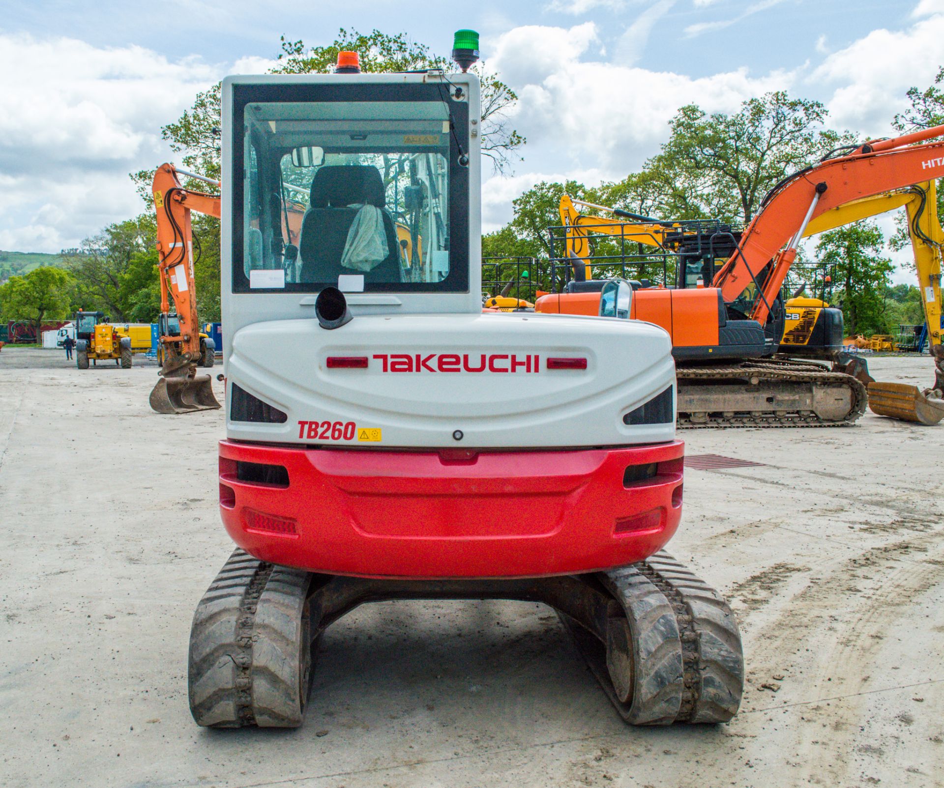 Takeuchi TB260 6 tonne rubber tracked midi excavator Year: 2014 S/N: 126000704 Recorded hours: - Image 6 of 26